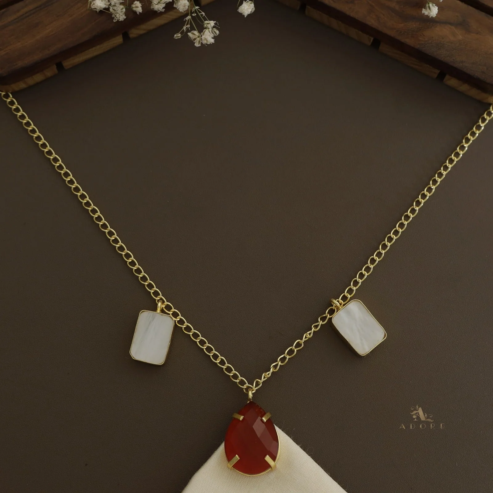 Oviana Glossy Drop & MOP Neckpiece - Image 8