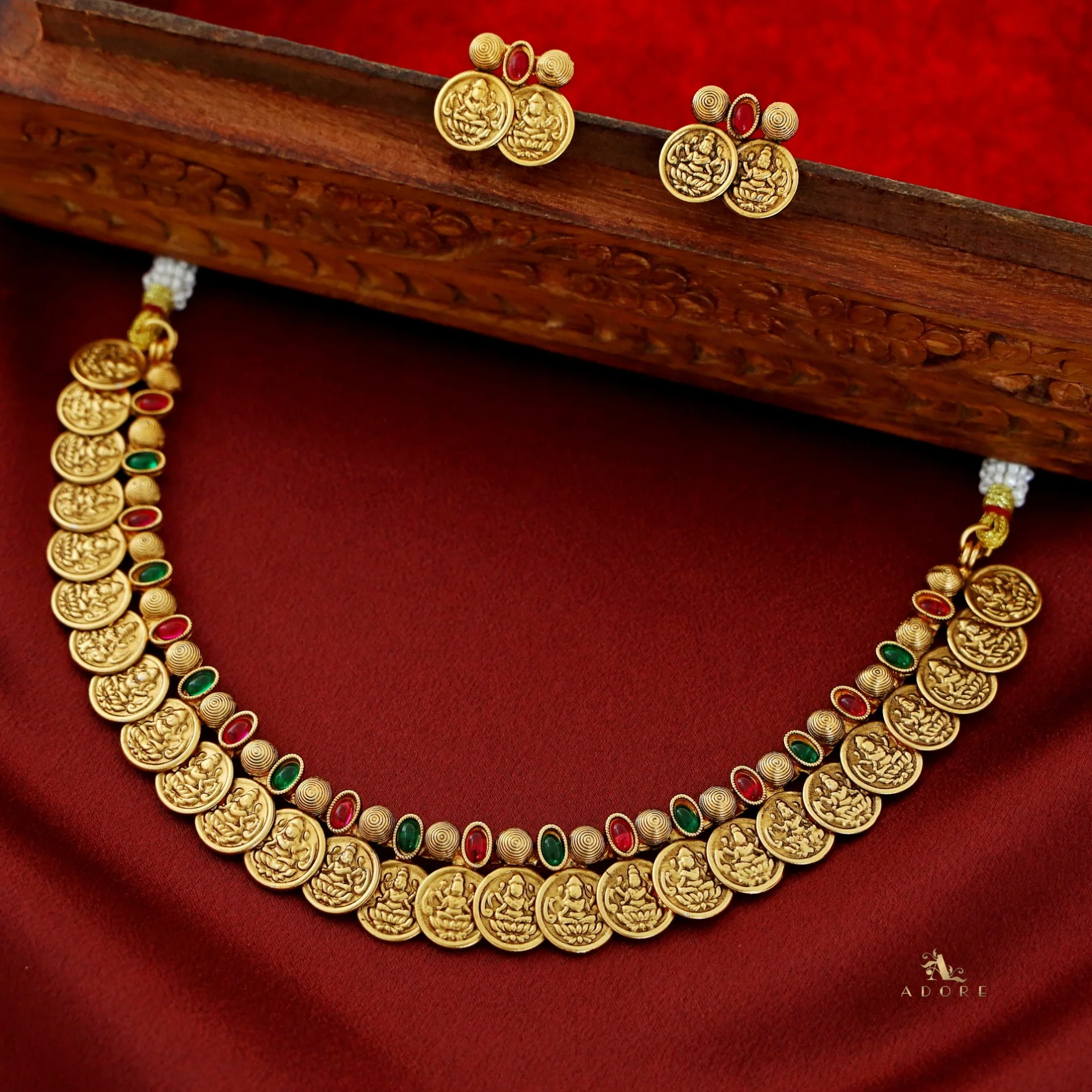 Padmamalini Kashi Lakshmi Neckpiece With Earring - Image 2