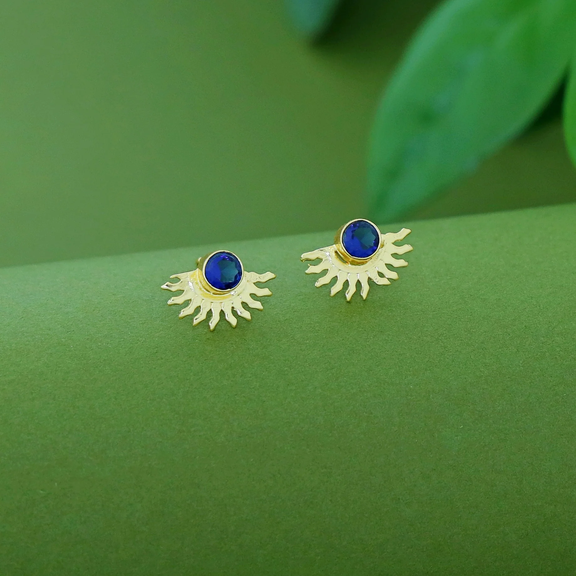 Padmini Half Sun Glossy Earring - Image 3