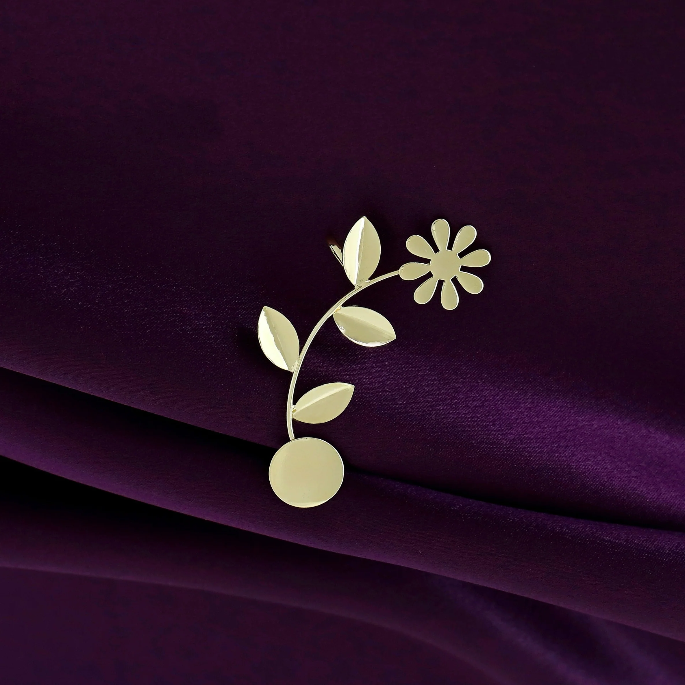 Parisha Golden Flower Leaf Ear-Cuff (Single Piece) - Image 5