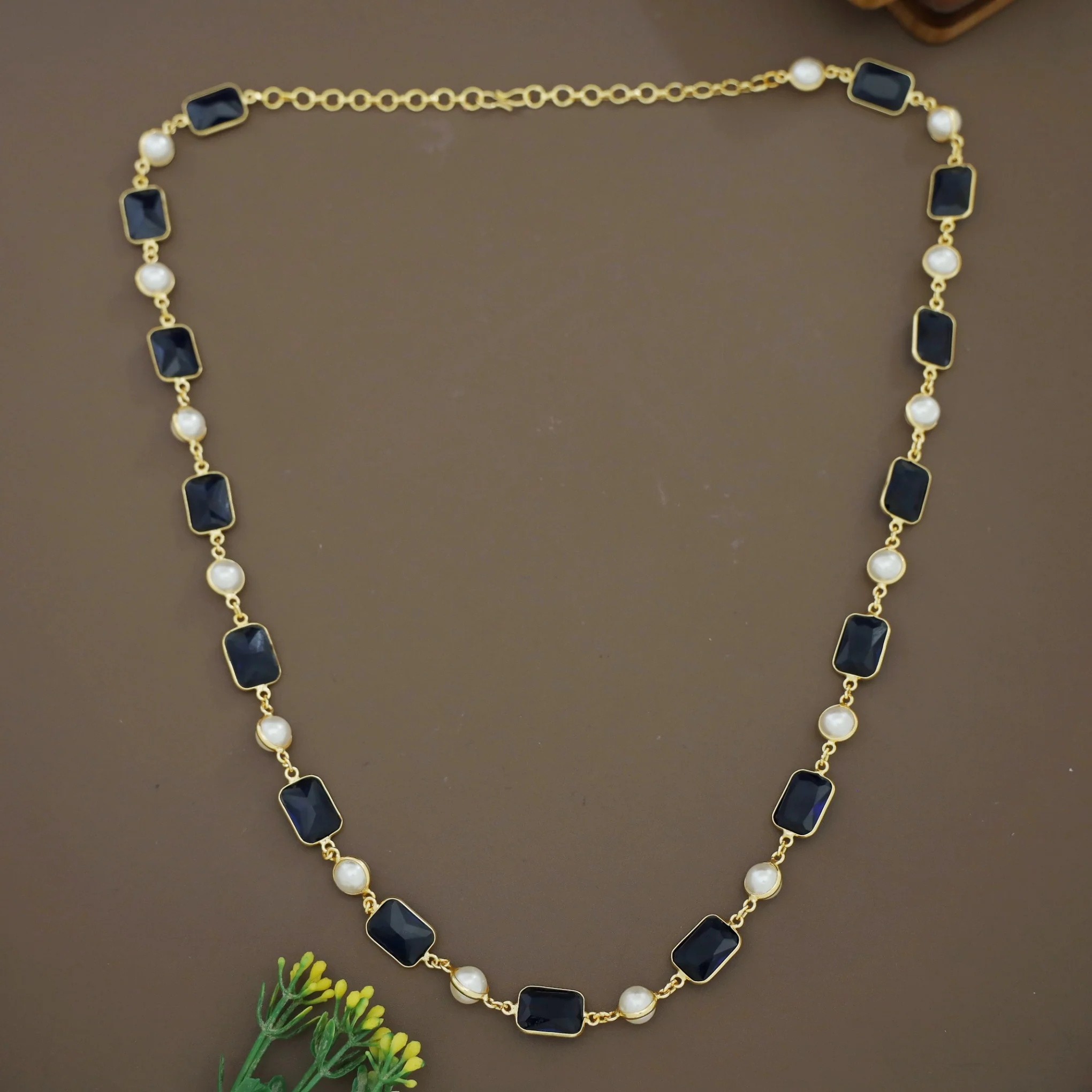 Irisa Pearl Rectangle Glossy Stone Long Neckpiece - Image 4