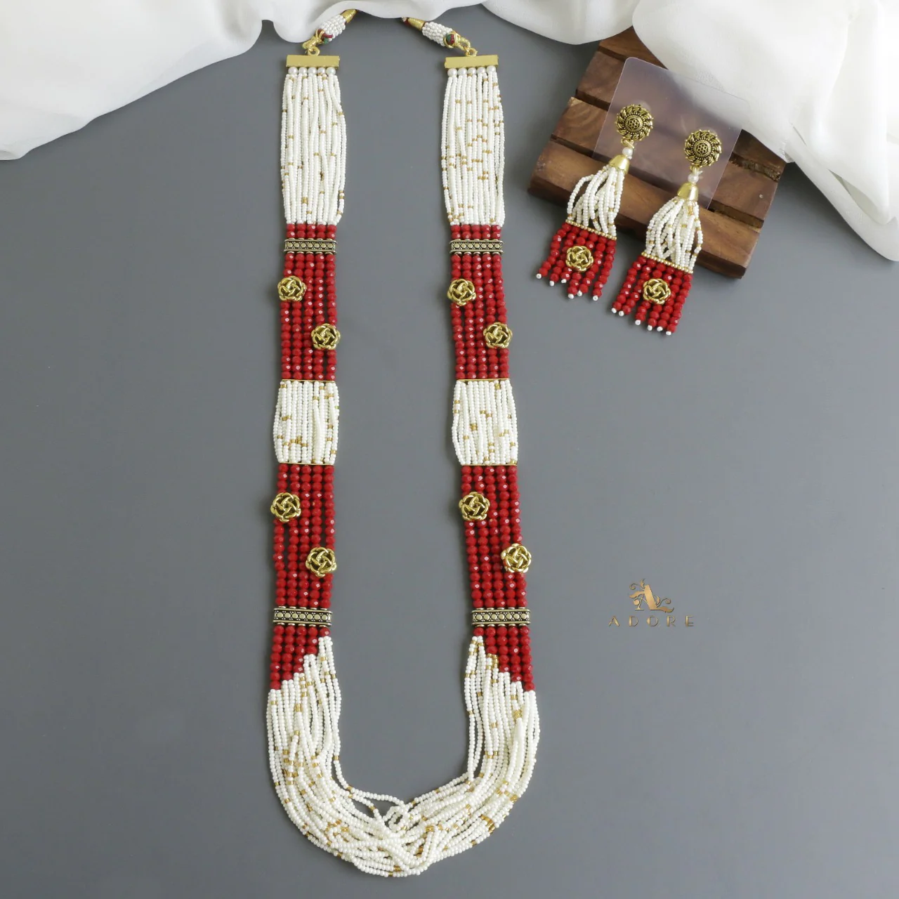 Penelopa Onyx Long Neckpiece With Earring - Image 3