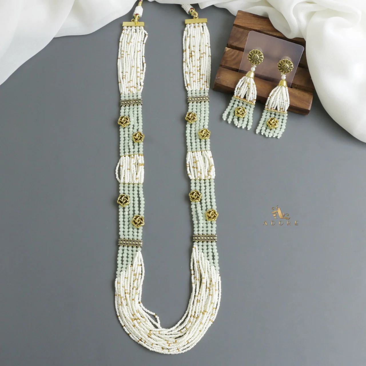 Penelopa Onyx Long Neckpiece With Earring - Image 4