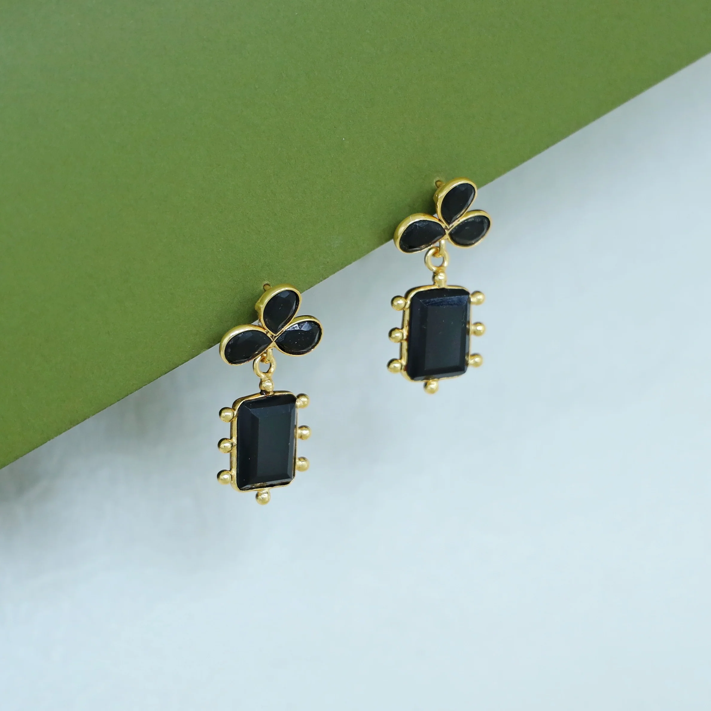 Tavisha Half Flower Golden Ball Rectangle Glossy Earring - Image 3