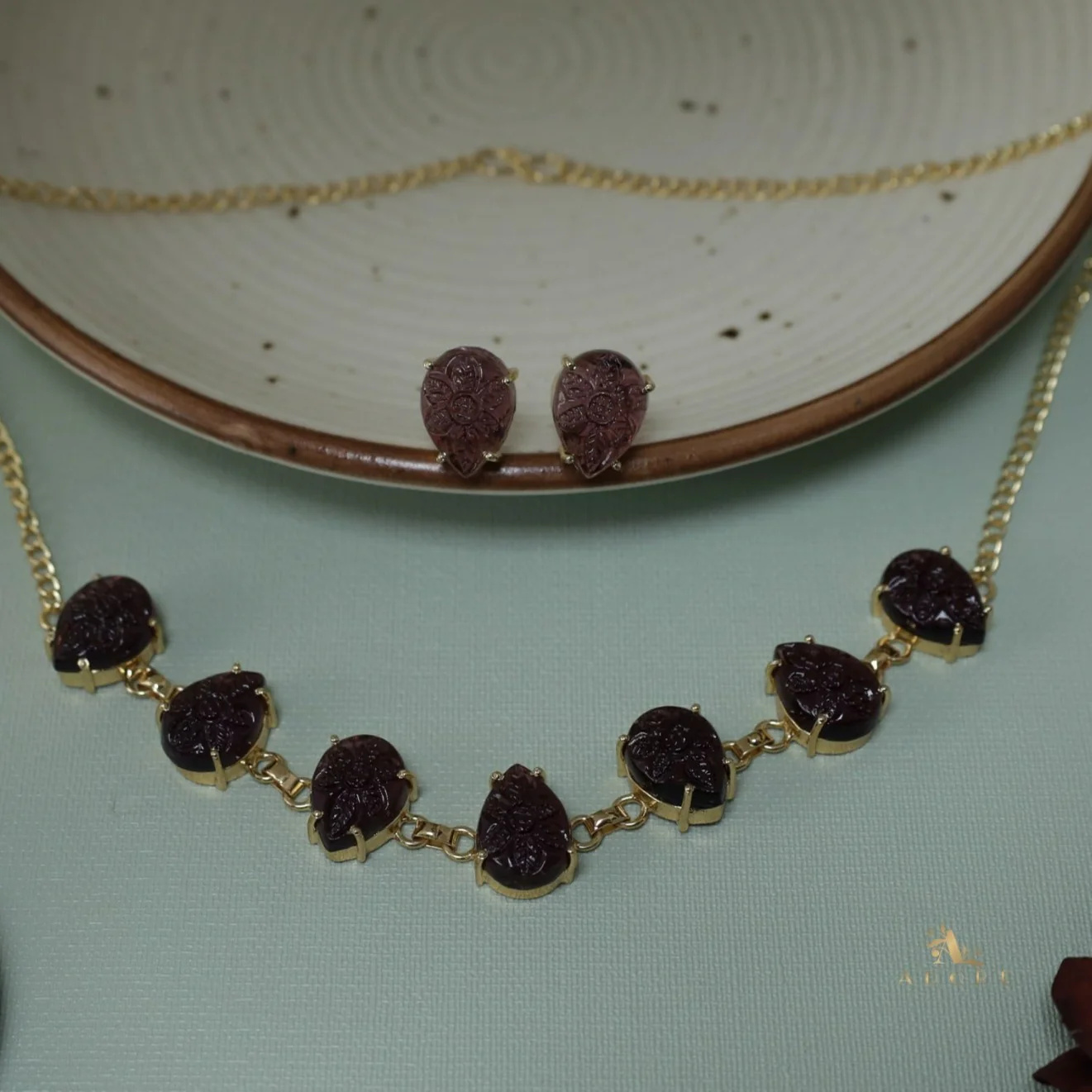 Petrah 7 Carved Drop Choker / Short Neckpiece With Stud - Image 2
