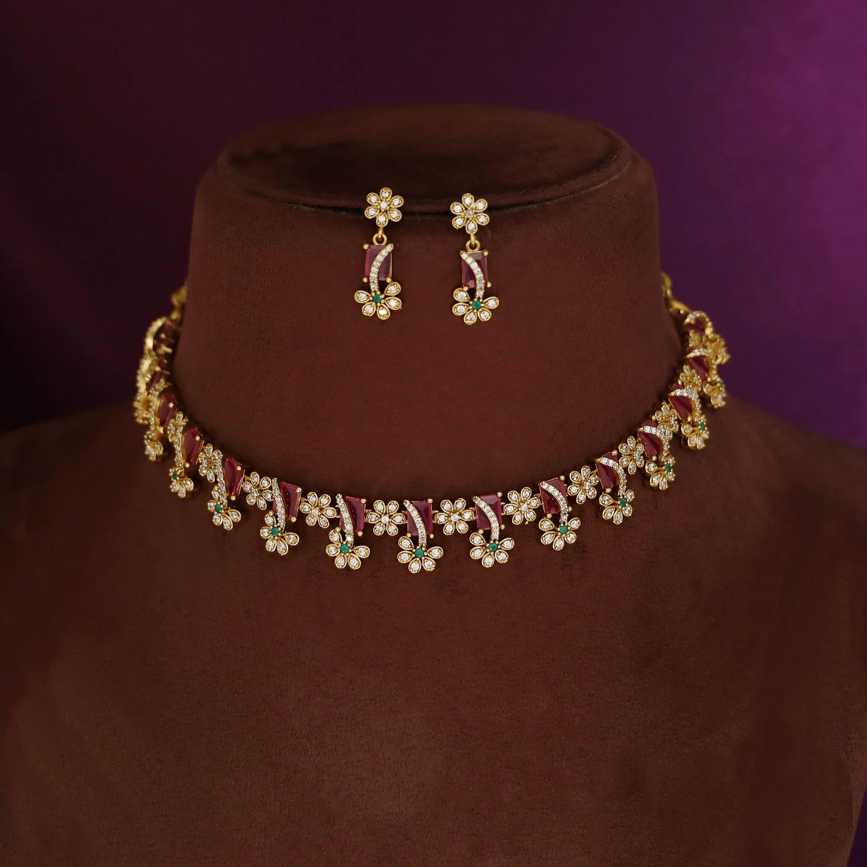 Poornasree Rectangle Glossy Flower Short Neckpiece With Earring - Image 2