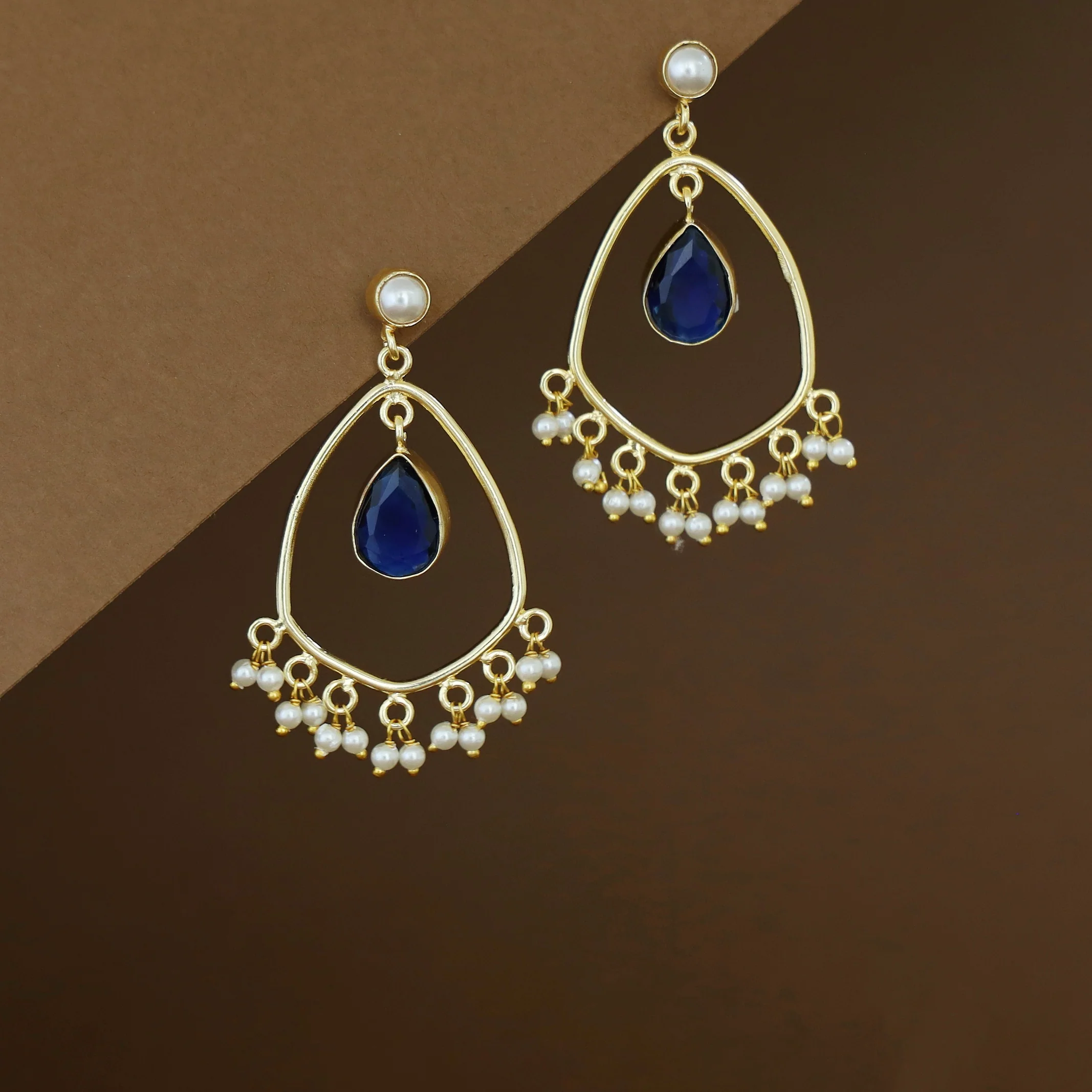 Posy Cluster Pearl Hanging Glossy Stone Earring - Image 4