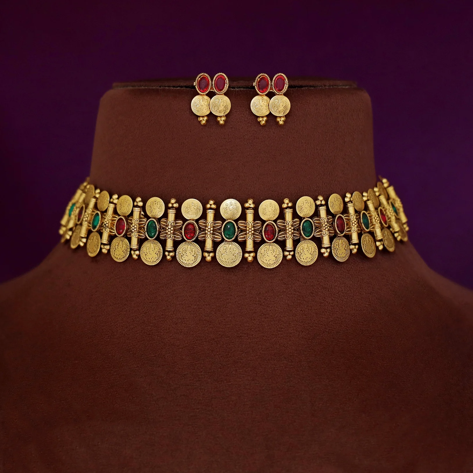 Pranita Dual Kashi Oval Stick Short Neckpiece/Choker With Earring - Image 5