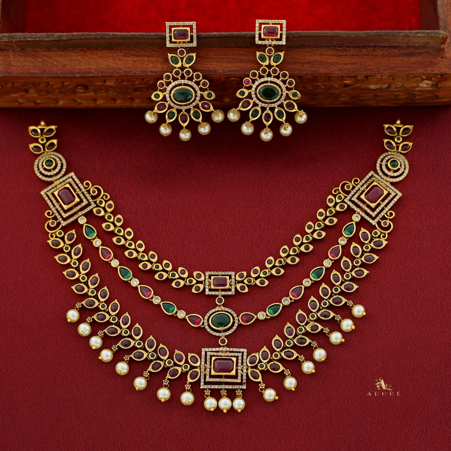 Premium Aakarsha Tri Layer Bridal Short Neckpiece With Earring - Image 2