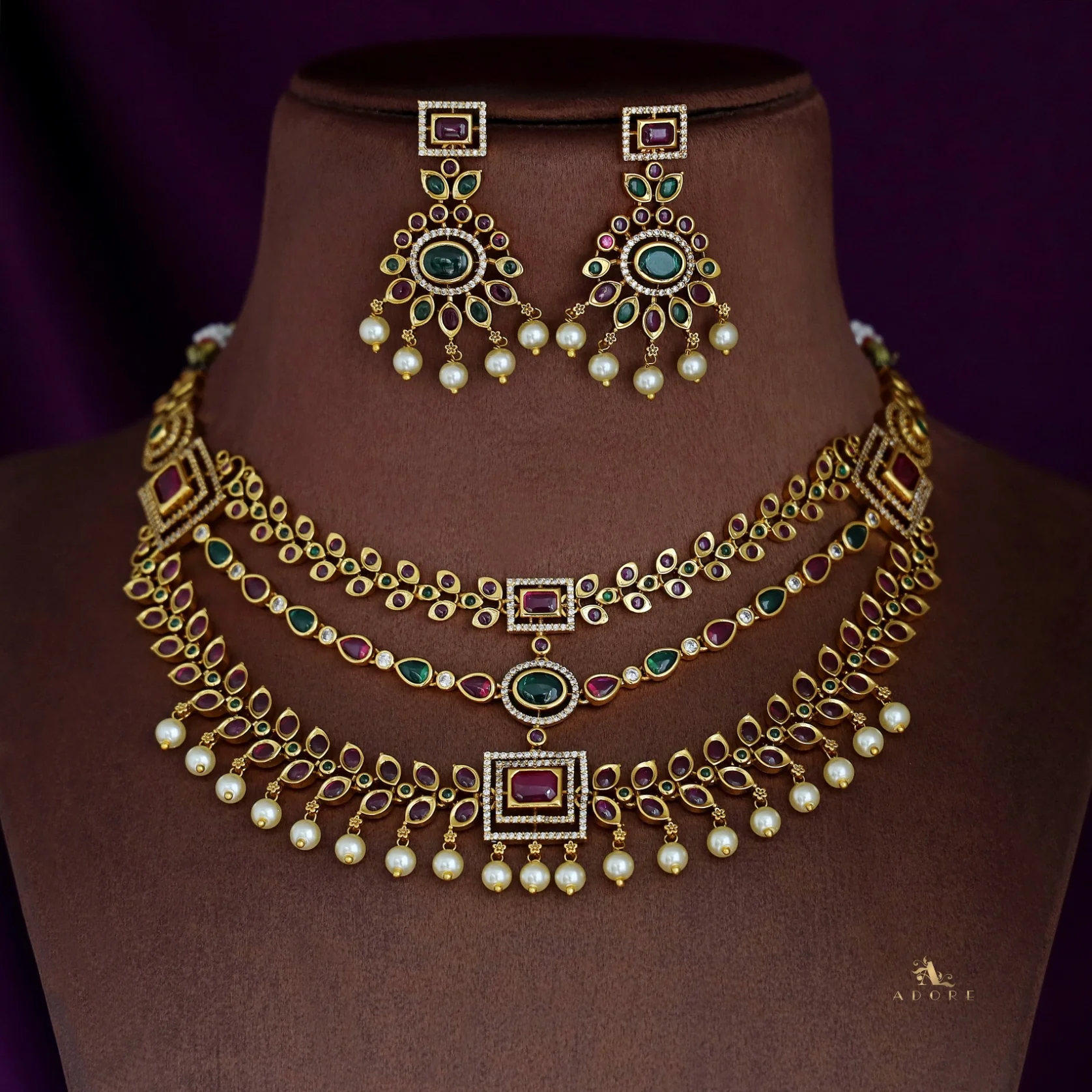 Premium Aakarsha Tri Layer Bridal Short Neckpiece With Earring - Image 4