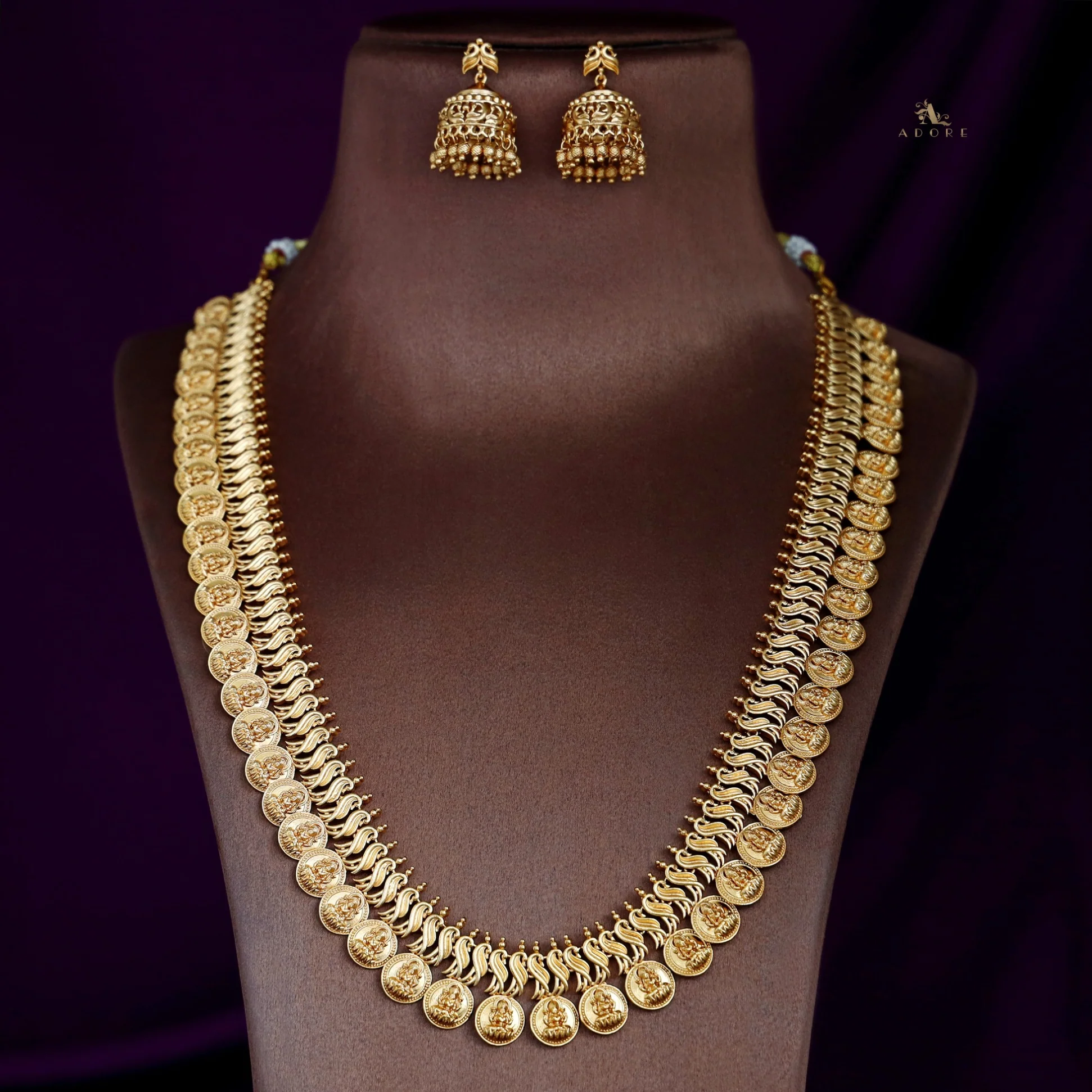 Premium Agni Devi Coin Neckpiece With Earring - Image 2