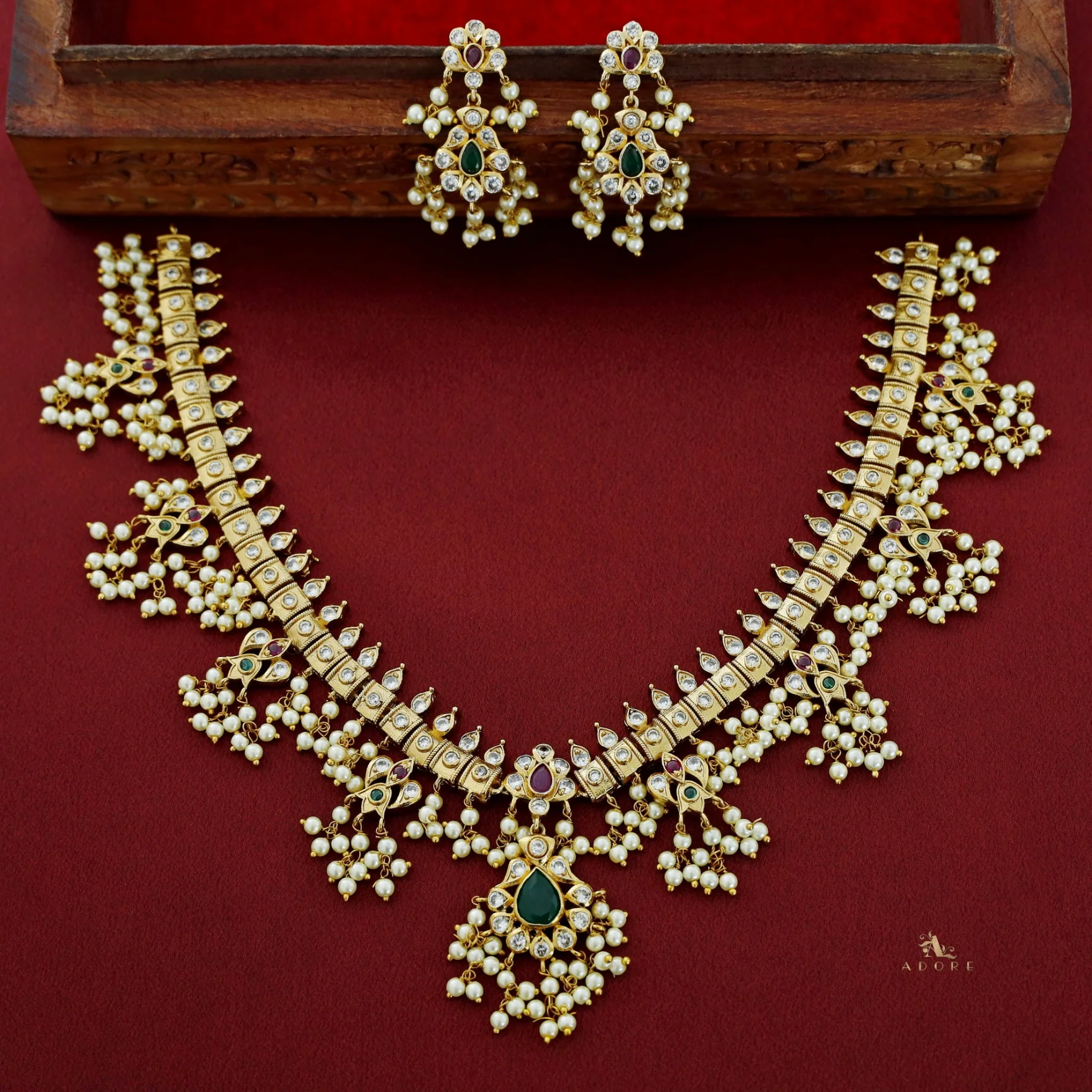 Premium Apsara Pearl Bridal Short Neckpiece With Earring - Image 3