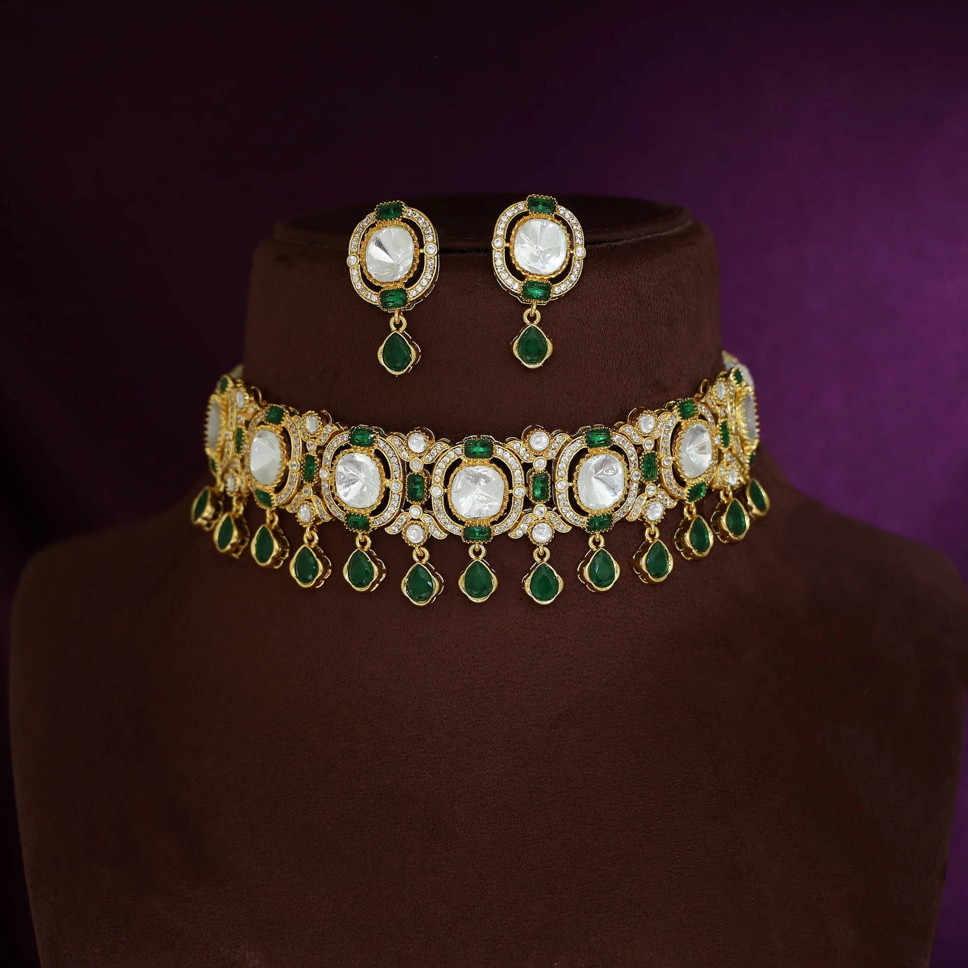Premium Charmee 7 Kundan Drop Choker With Earring - Image 2
