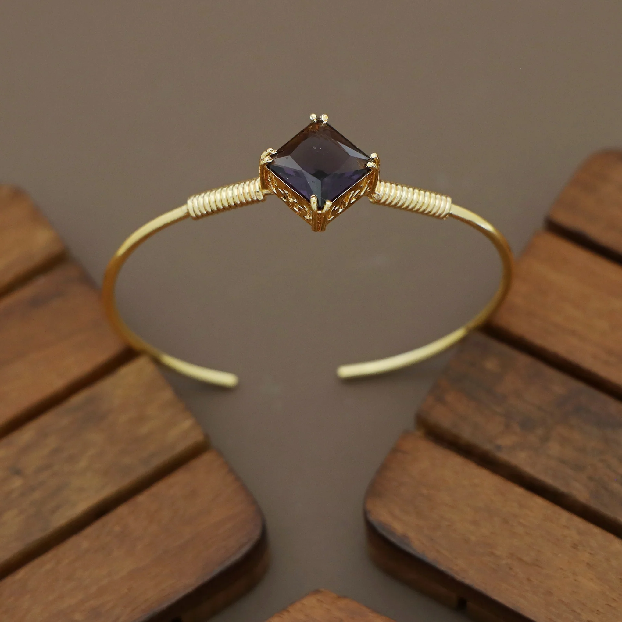 Premium Diana Single Stone Bracelet - Image 2