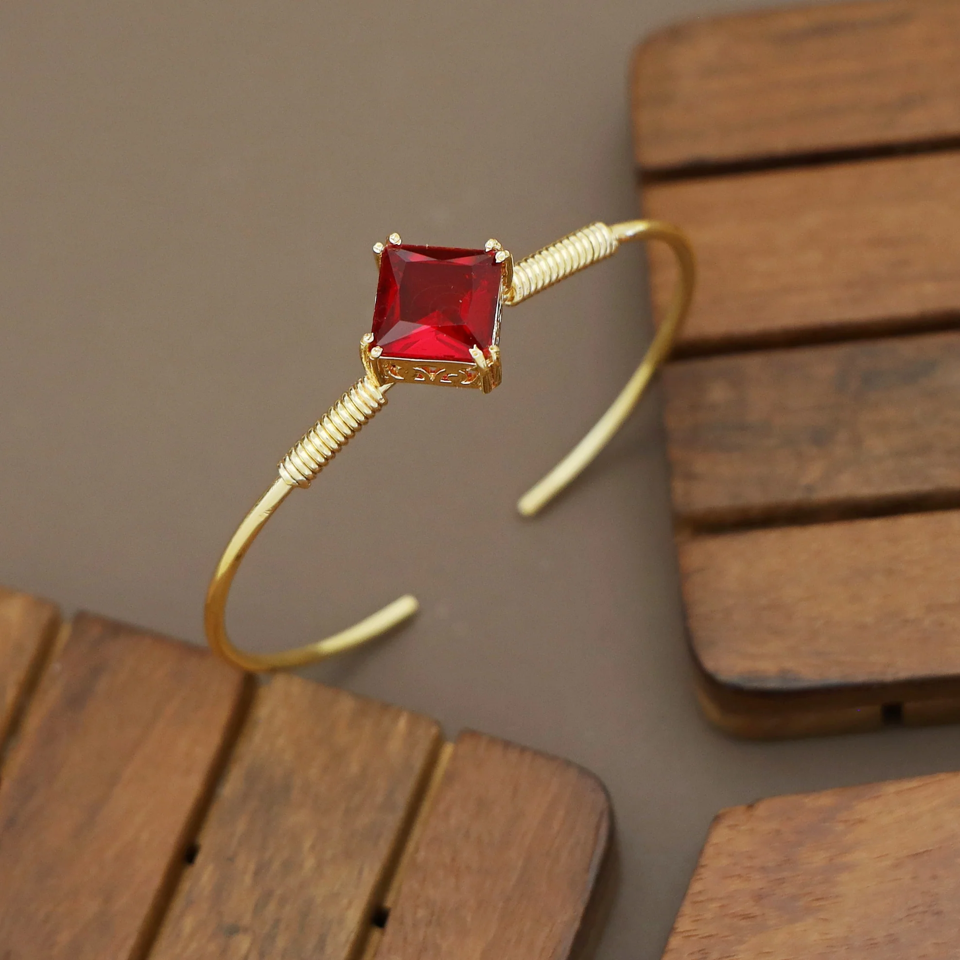 Premium Diana Single Stone Bracelet - Image 6