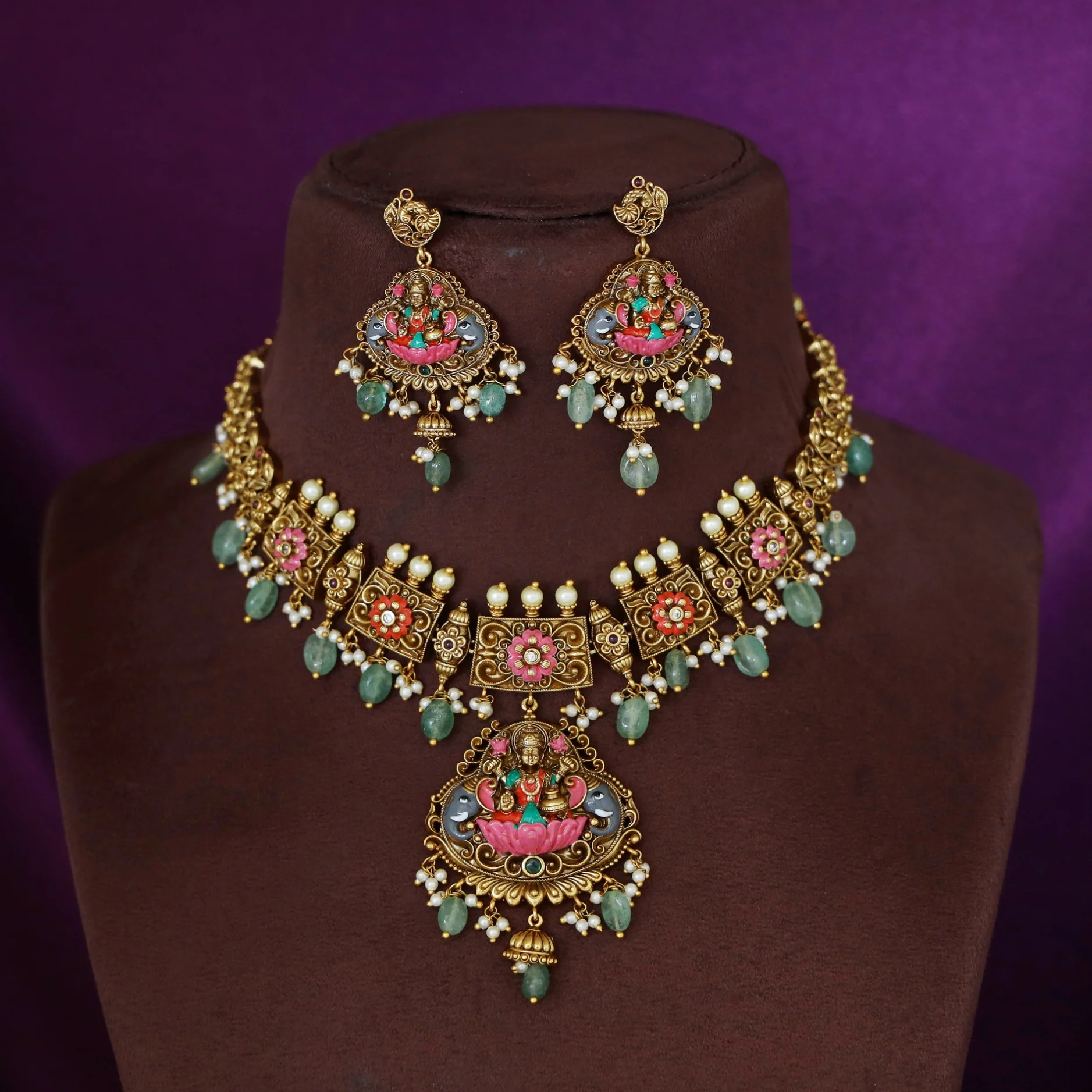 Premium Floral Pearl Beaded Dual Airavat Devi Pendant Short Neckpiece With Earring - Image 2