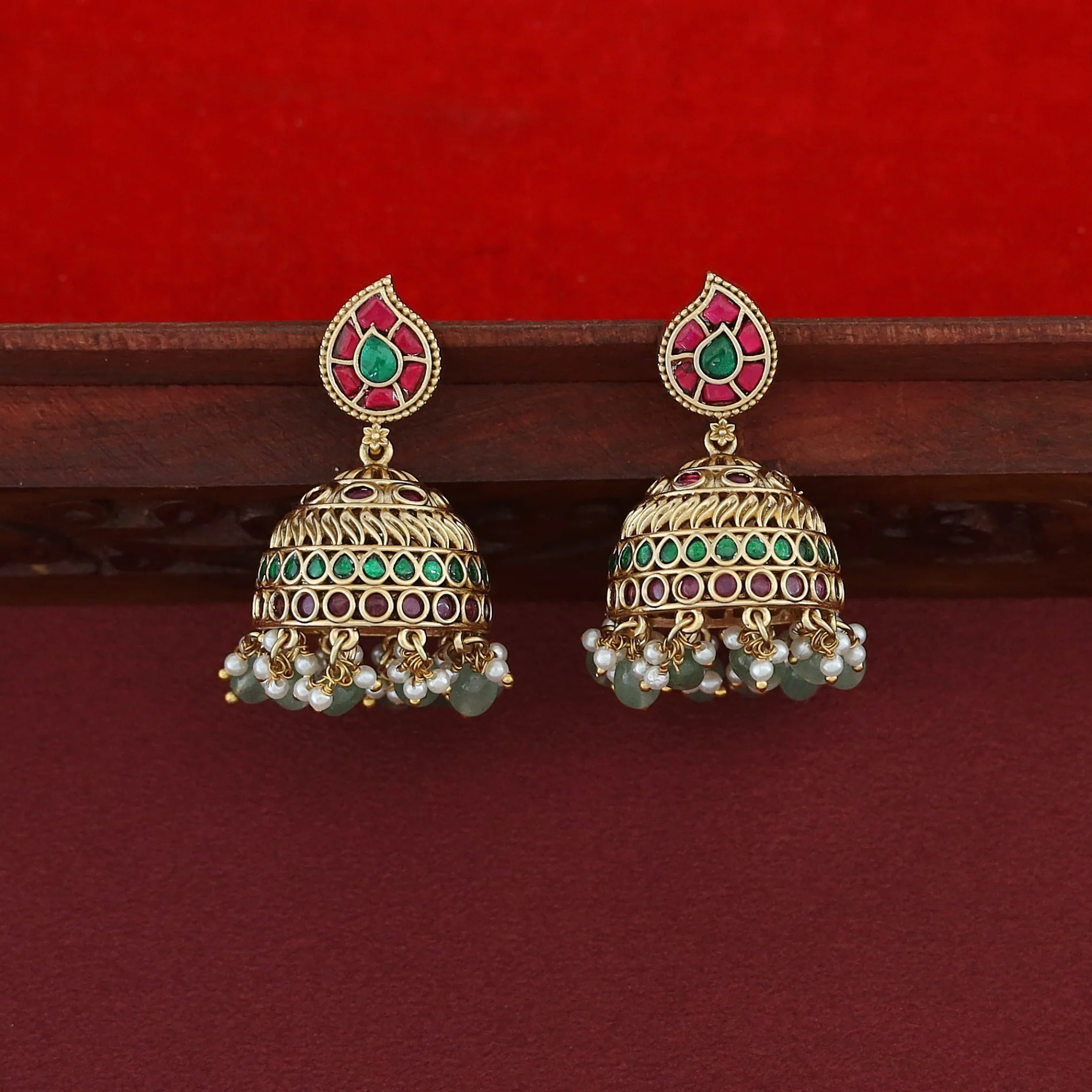 Premium Ikshitha Devi Kashi Jadau Kundan Beaded Long Haram With Earring - Image 6