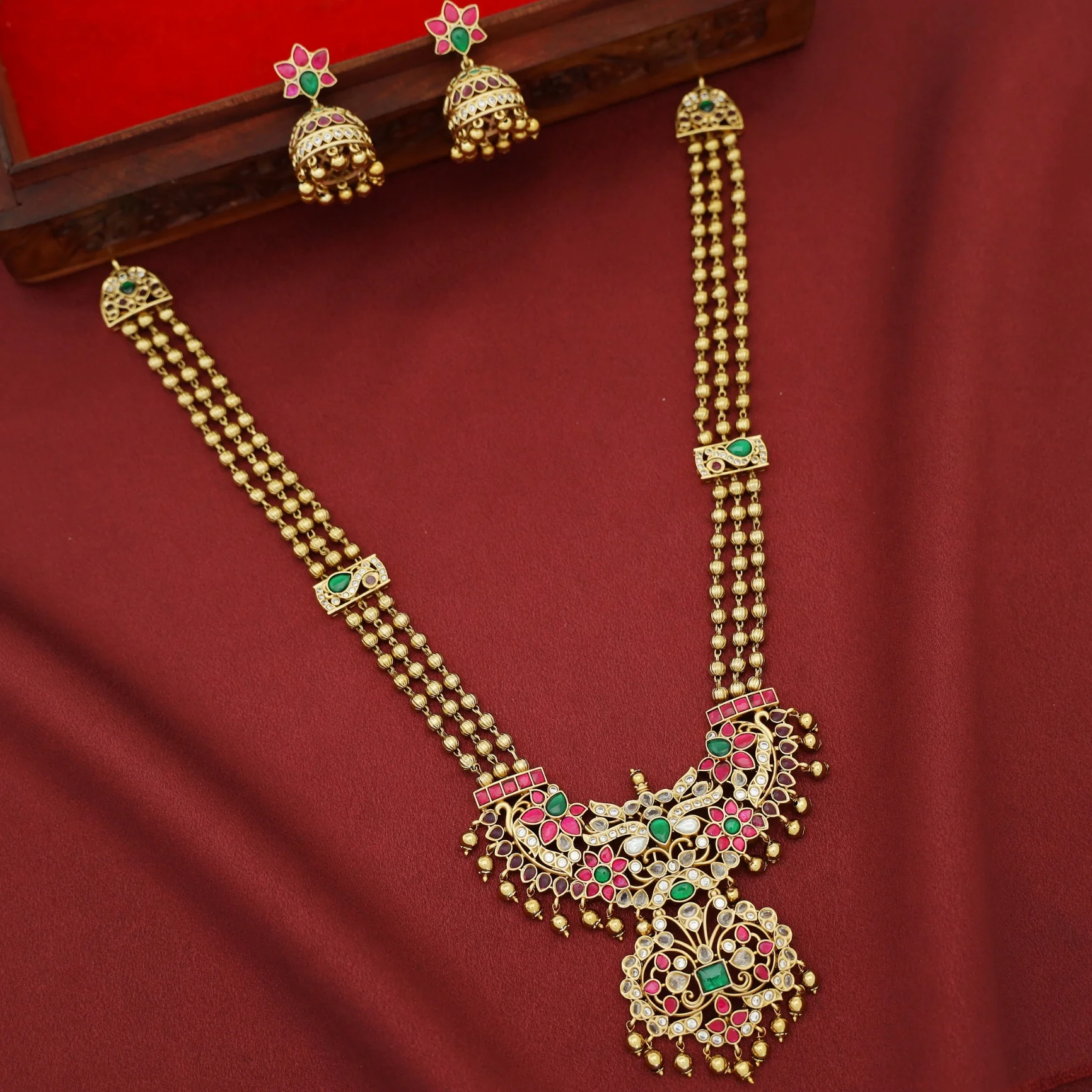 Premium Jadau Kundan 3 Layer Golden Ball Long Haram With Earring - Image 3
