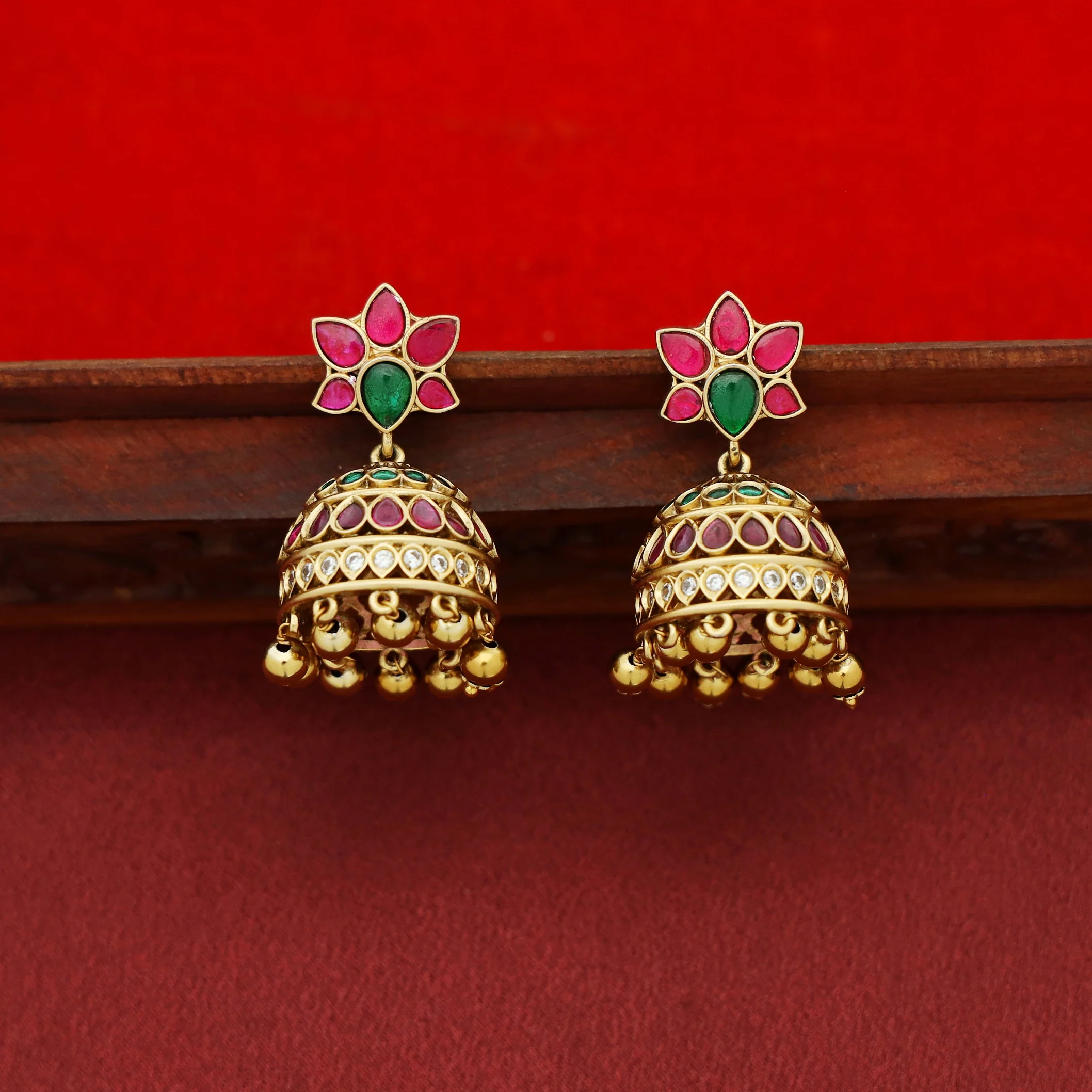 Premium Jadau Kundan 3 Layer Golden Ball Long Haram With Earring - Image 4