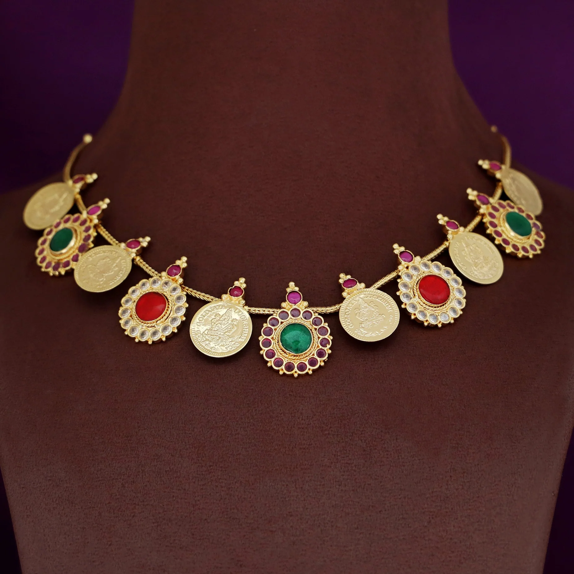 Premium Lohini Devi Kemp Stone Kashi Neckpiece - Image 3
