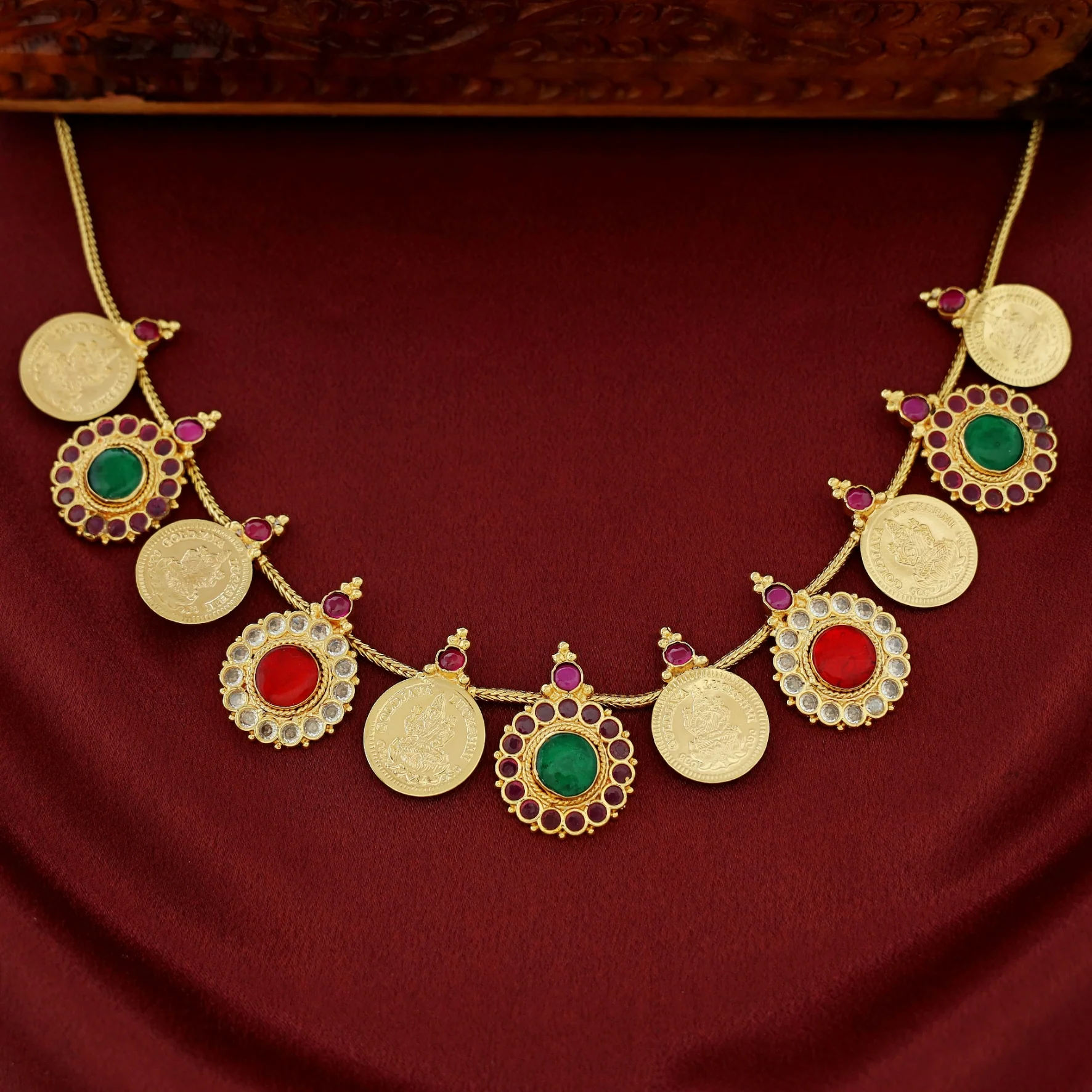Premium Lohini Devi Kemp Stone Kashi Neckpiece - Image 4