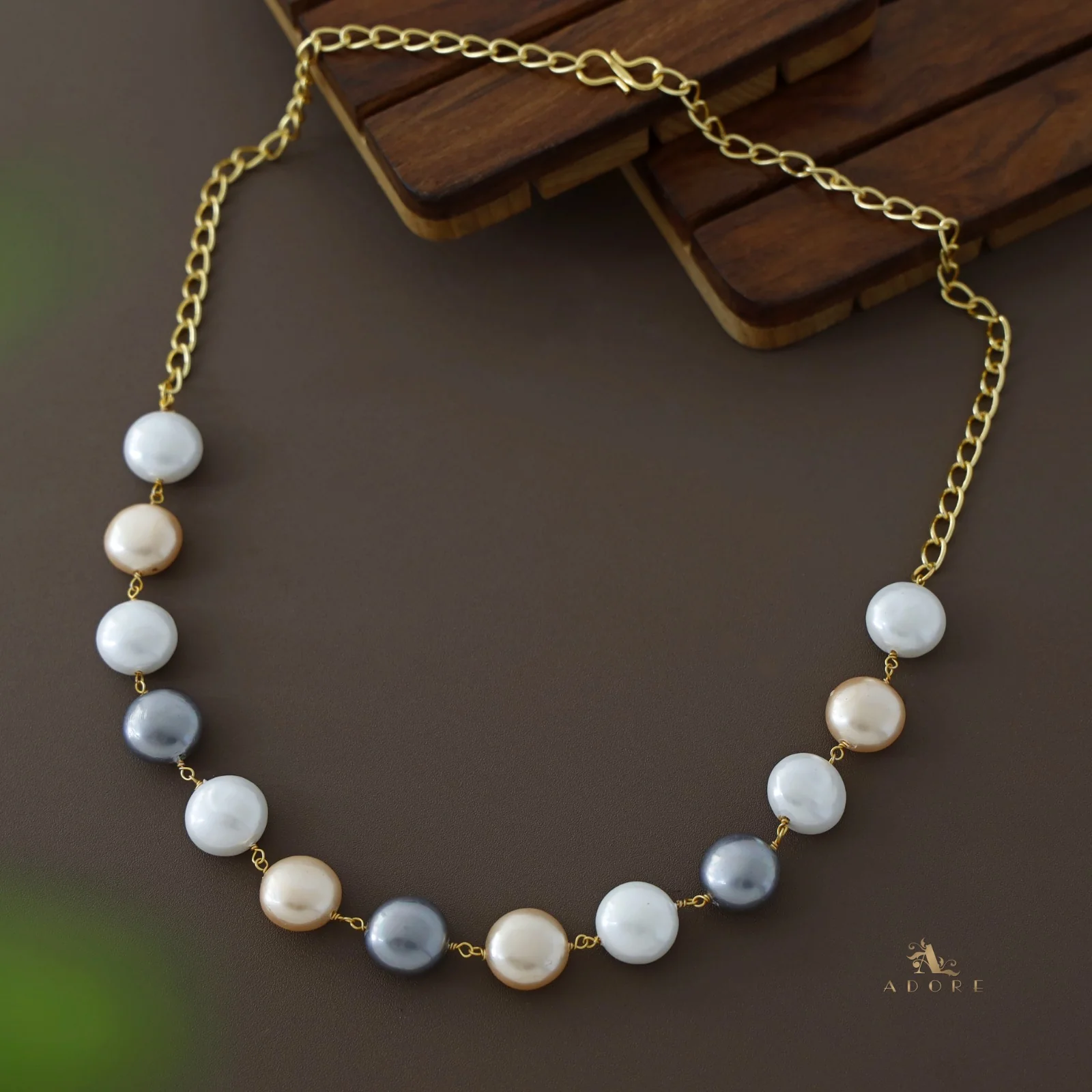 Premium Pearl Choker - Image 5