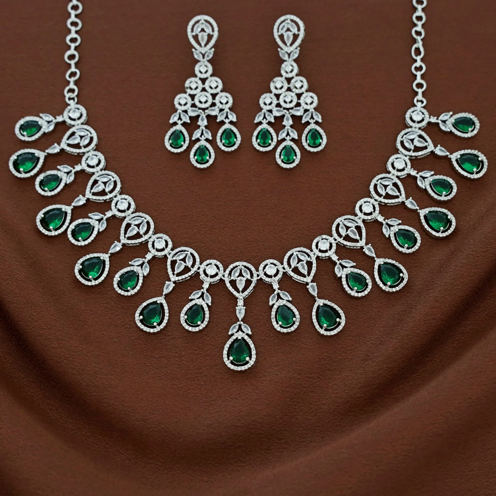 Premium Saiya AD Stone Glossy Drop Short Neckpiece With Earring - Image 5