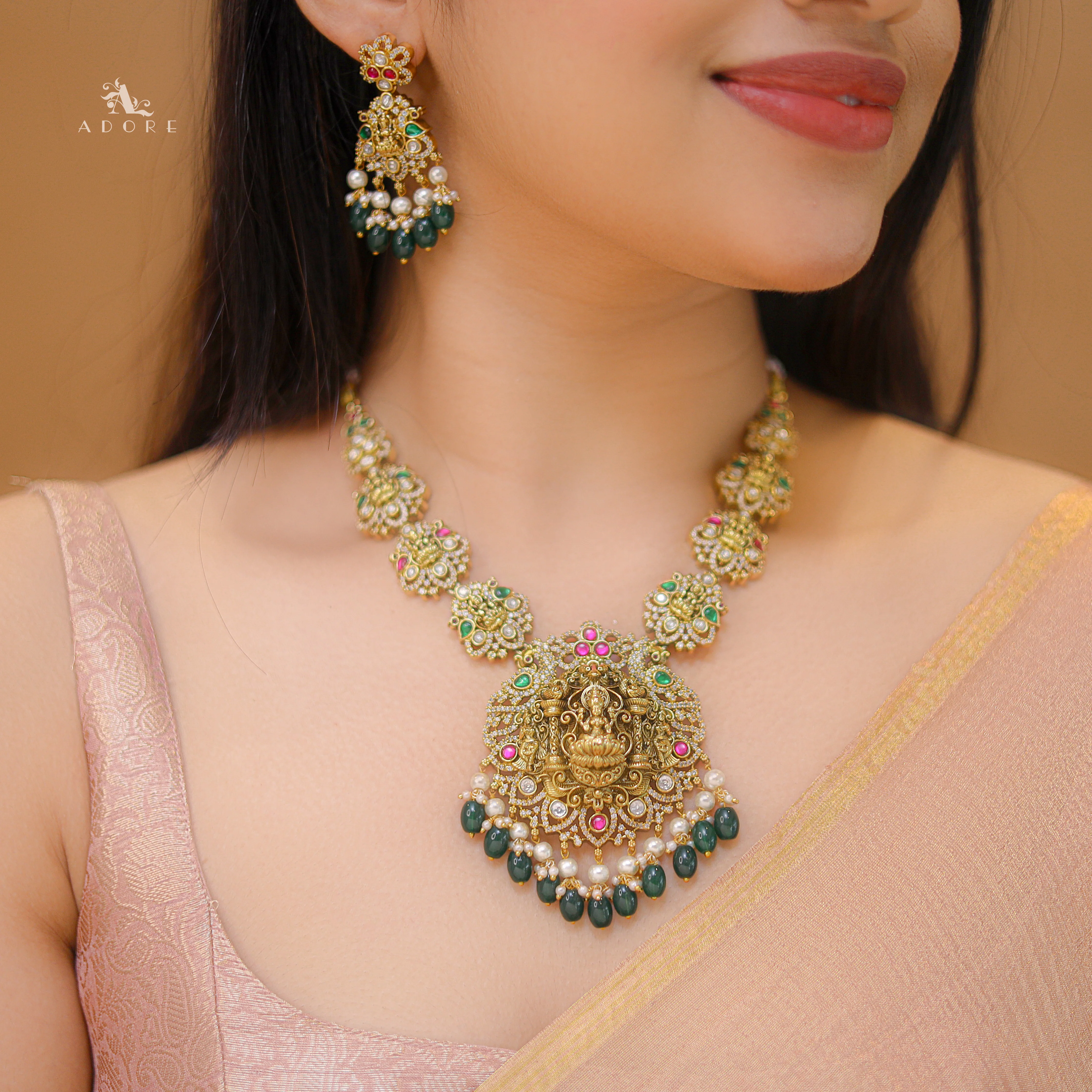 Premium Saptha Lakshmi Bridal Neckpiece with Earring - Image 10