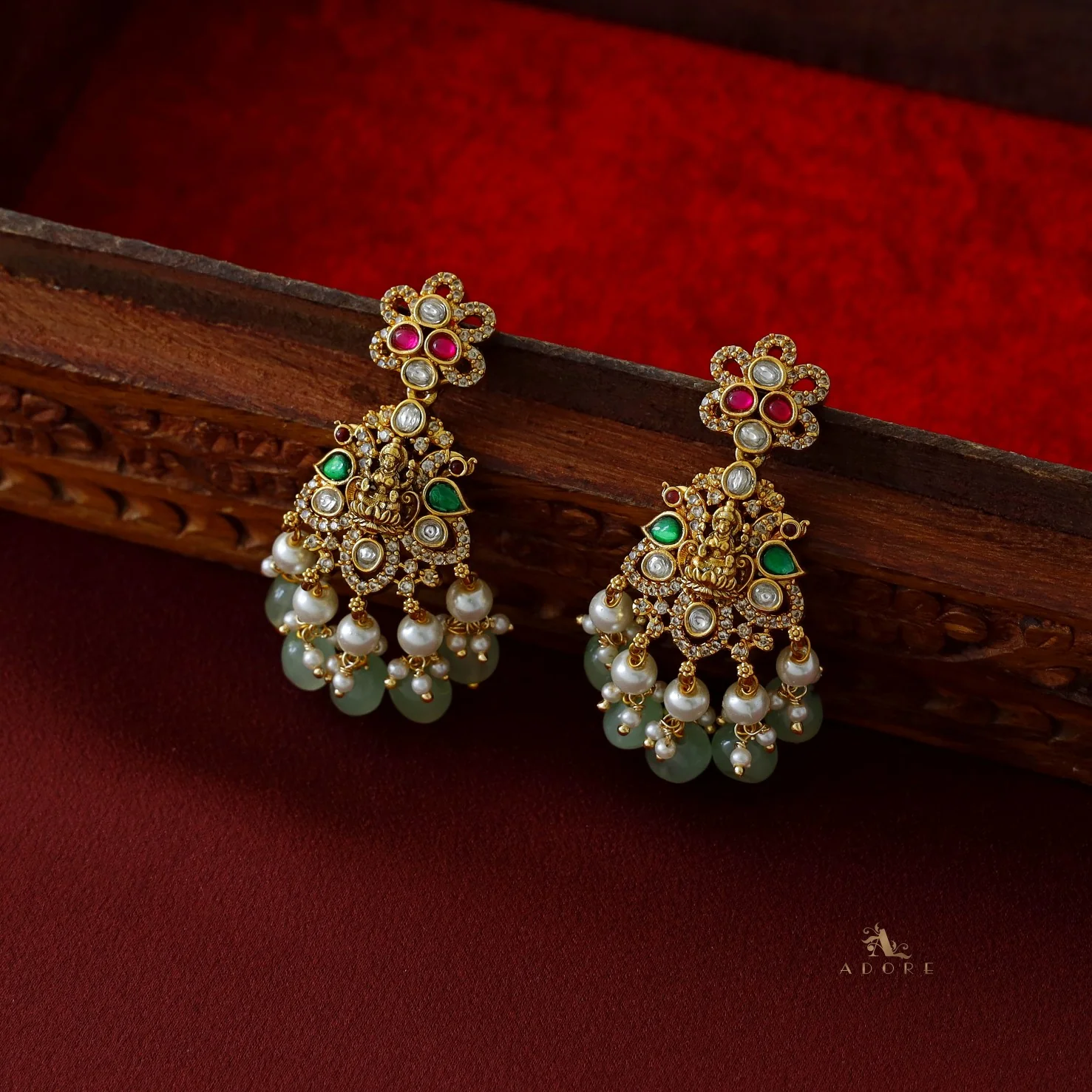 Premium Saptha Lakshmi Bridal Neckpiece with Earring - Image 4