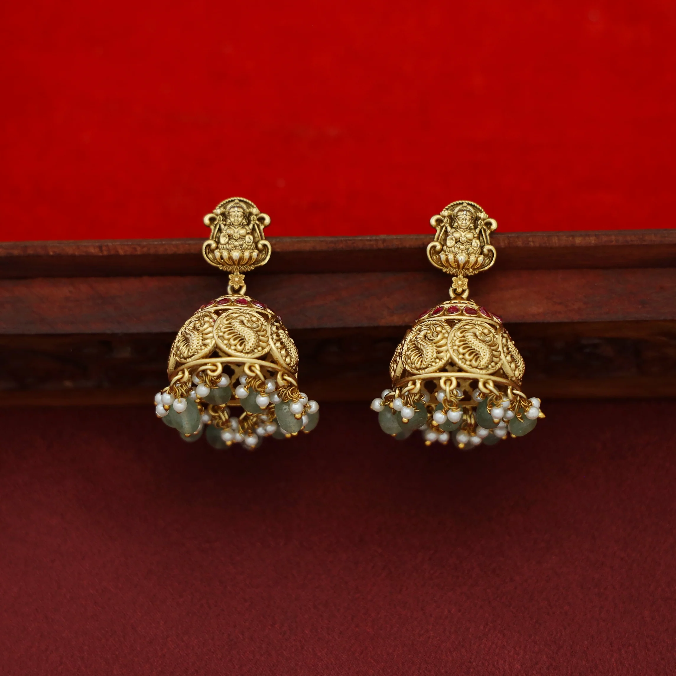 Premium Shritisha Devi Coin Short Neckpiece With Earring - Image 4