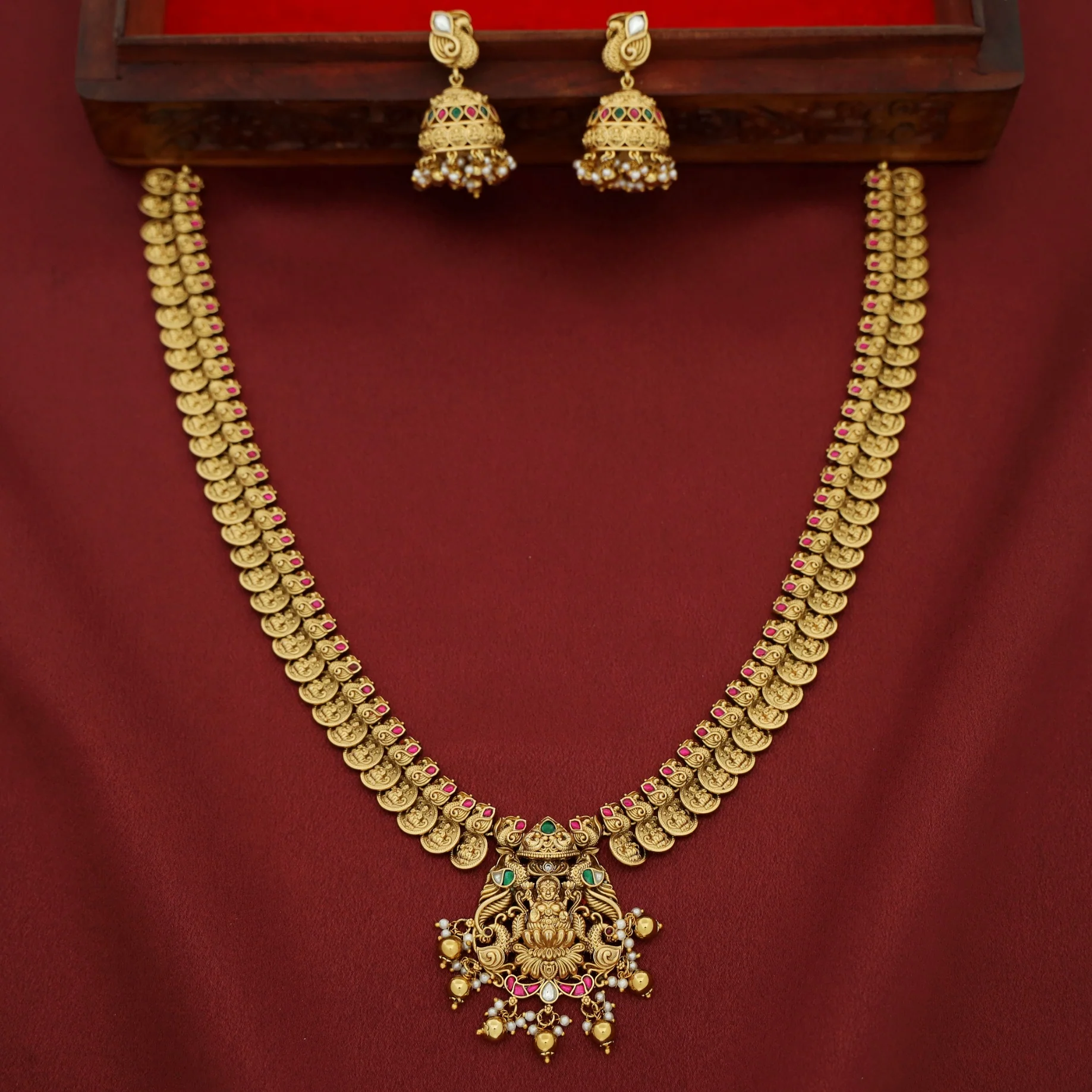 Premium Sita Kashi Jadau Kundan Devi Pendant Long Neckpiece With Earring - Image 2