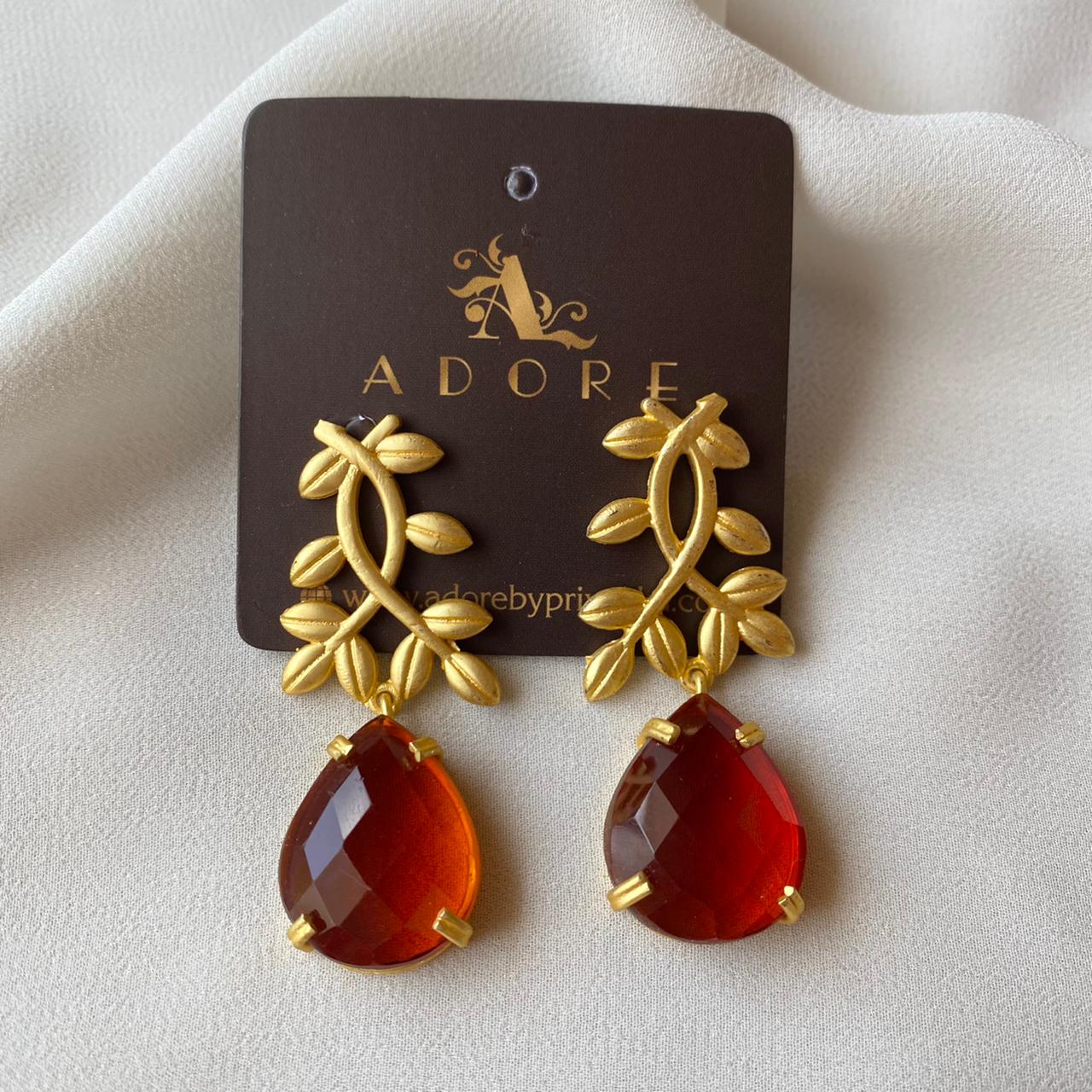 Premium Stone Leaf Claw Earrings - Image 16