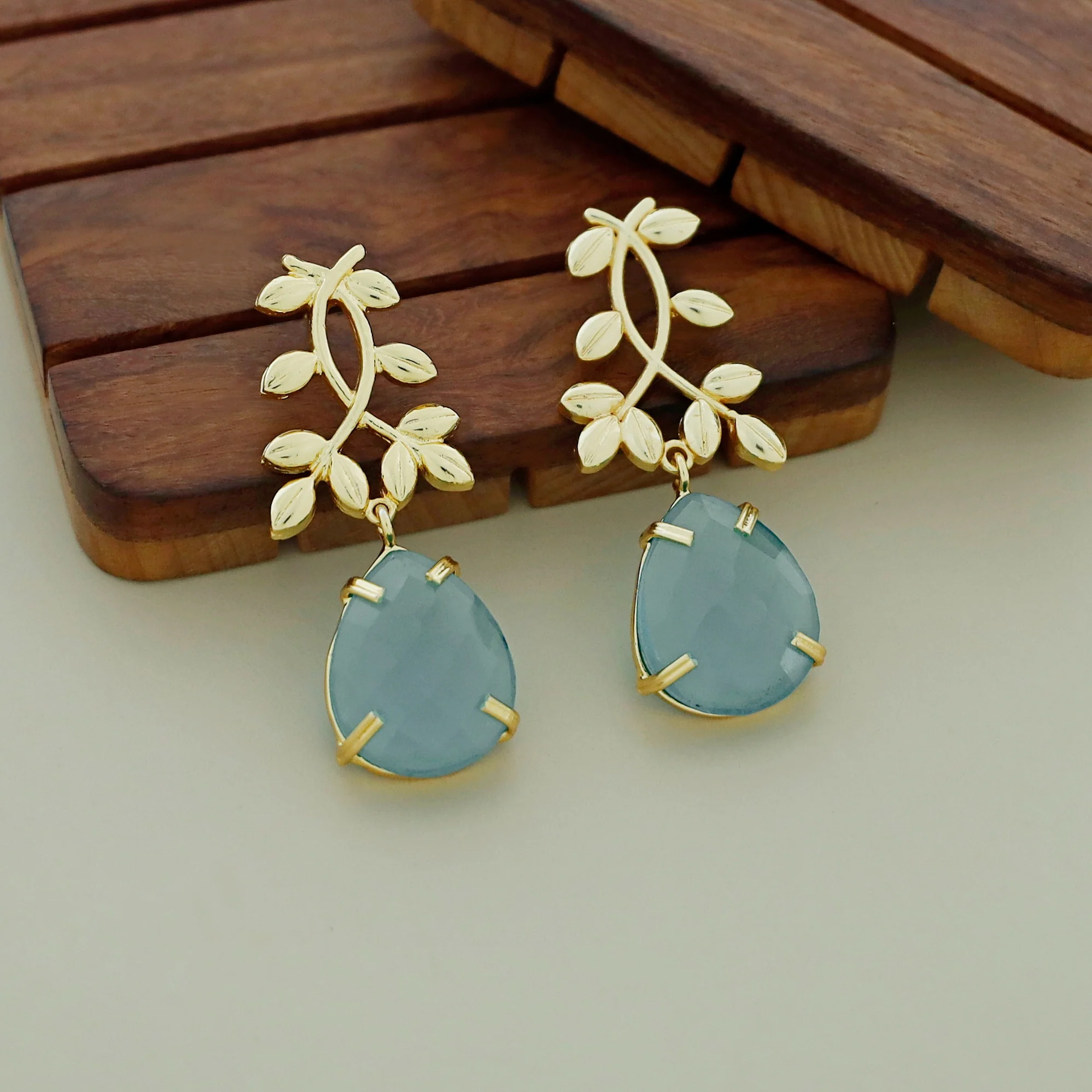 Premium Stone Leaf Claw Earrings - Image 24