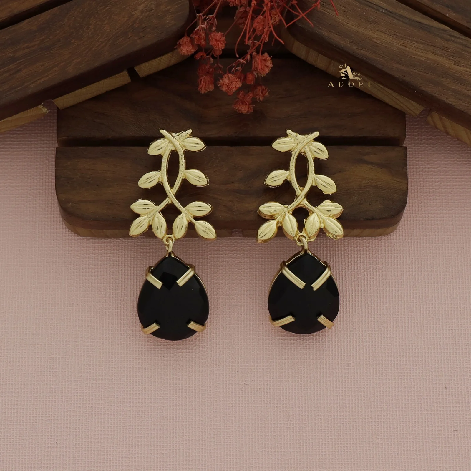 Premium Stone Leaf Claw Earrings - Image 3