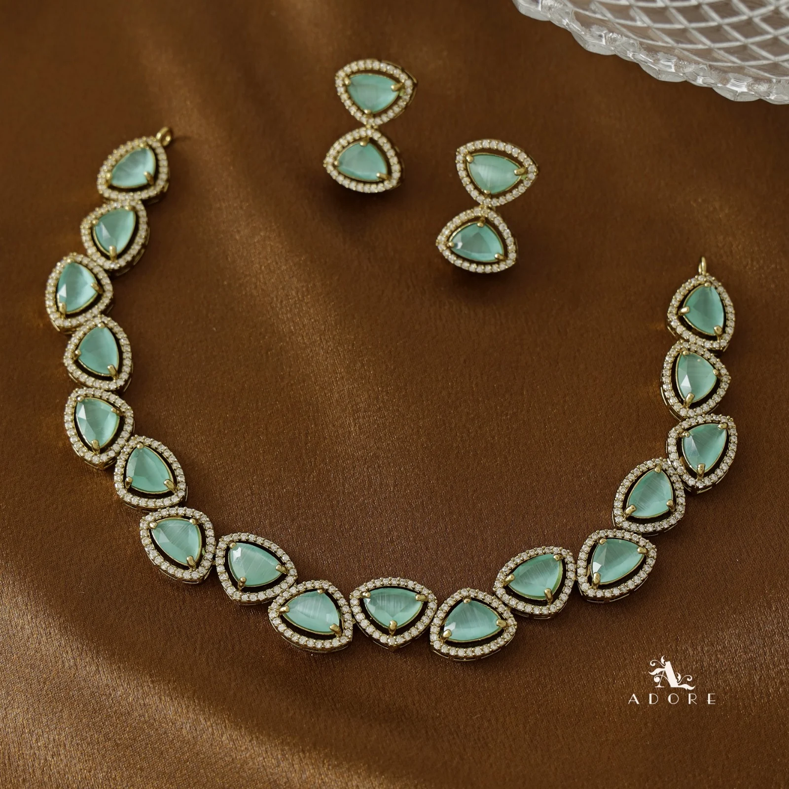 Premium Triangle Glossy Short AD Neckpiece with Earring - Image 13