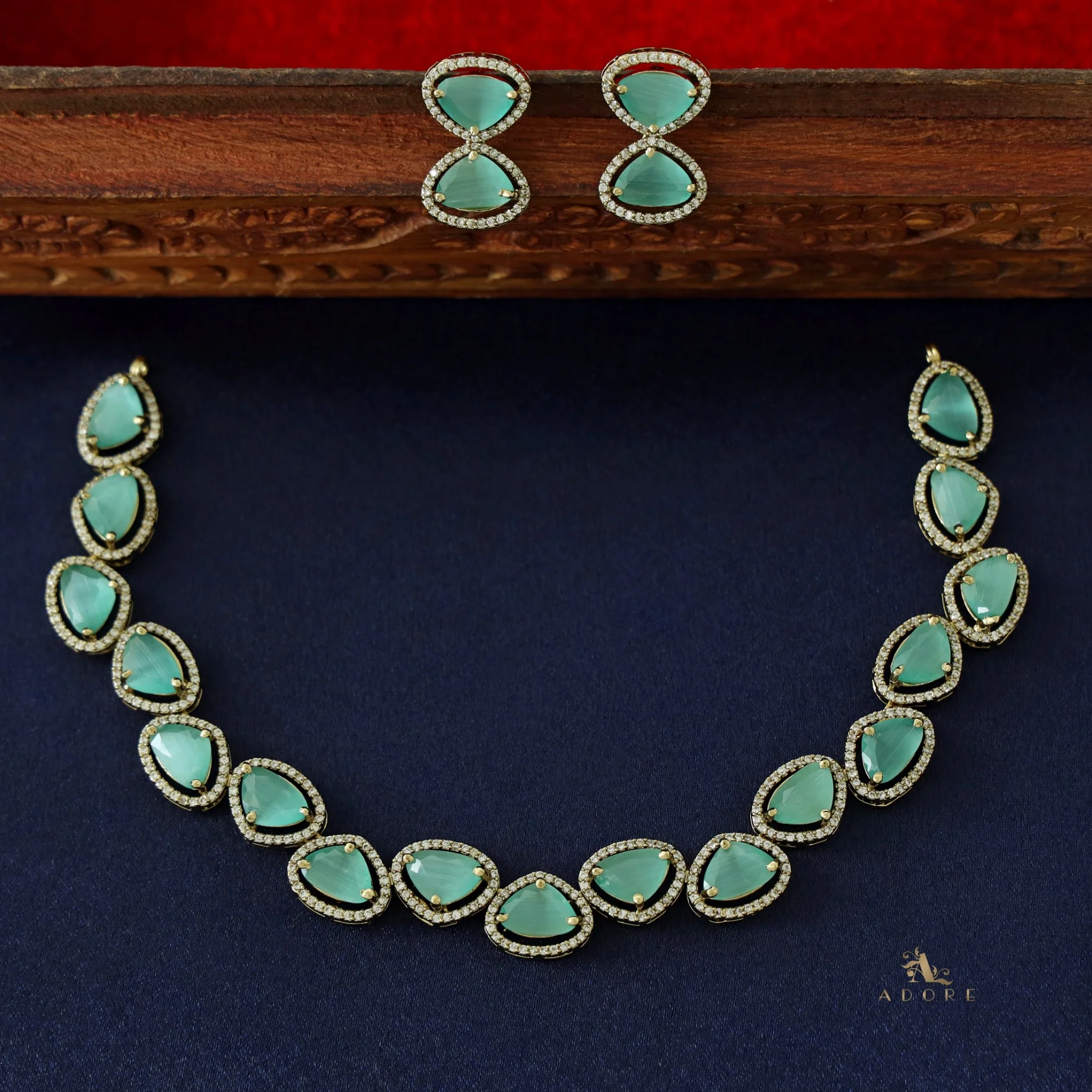 Premium Triangle Glossy Short AD Neckpiece with Earring - Image 15