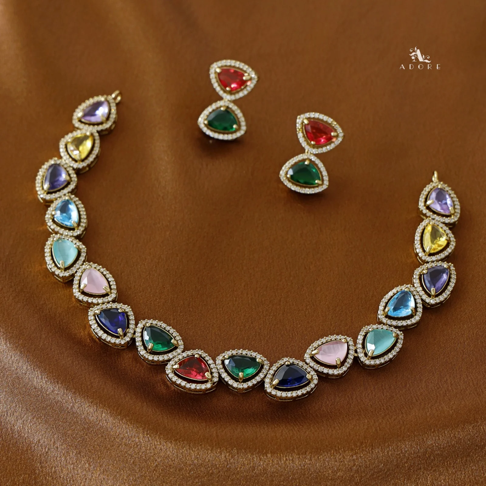 Premium Triangle Glossy Short AD Neckpiece with Earring - Image 3