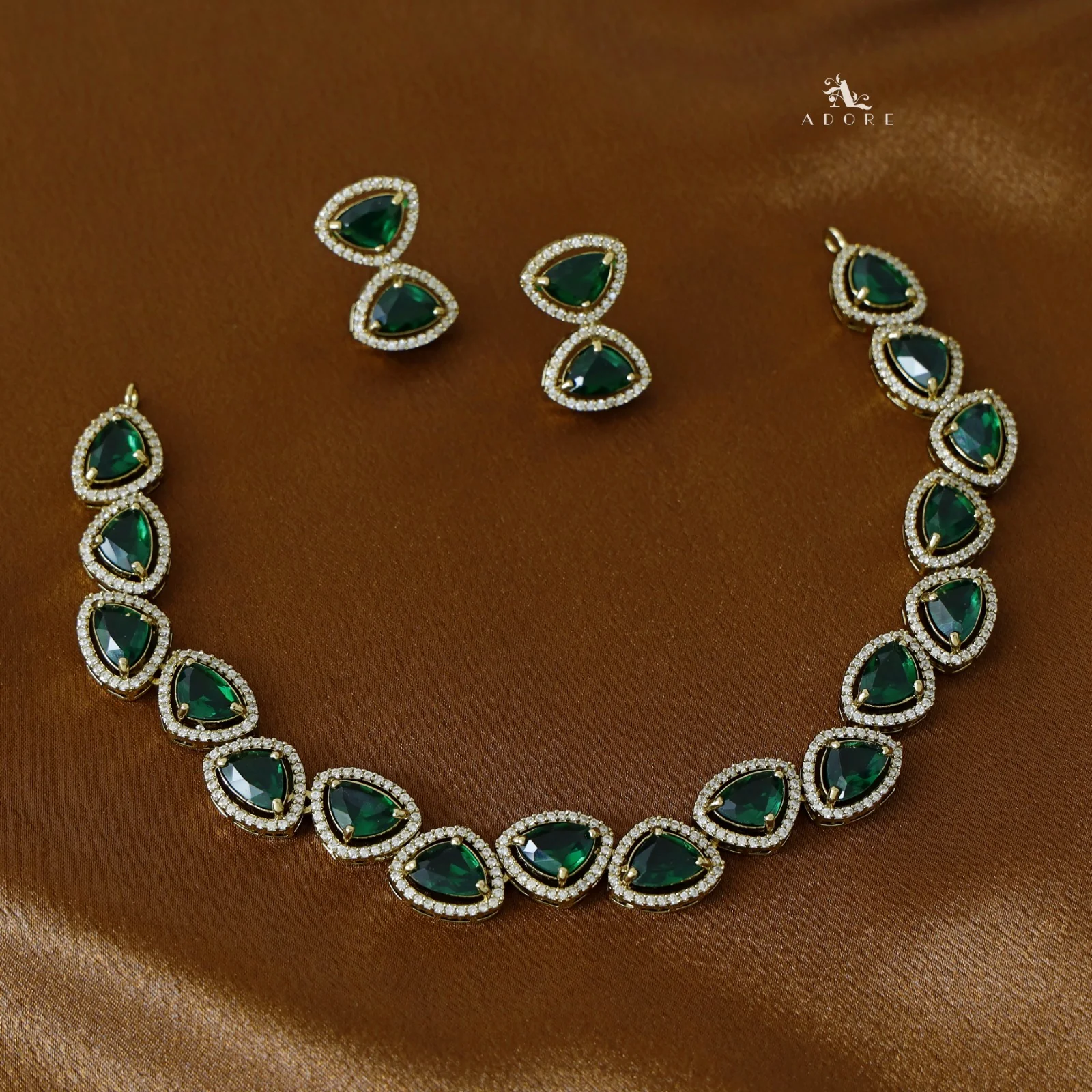 Premium Triangle Glossy Short AD Neckpiece with Earring - Image 8