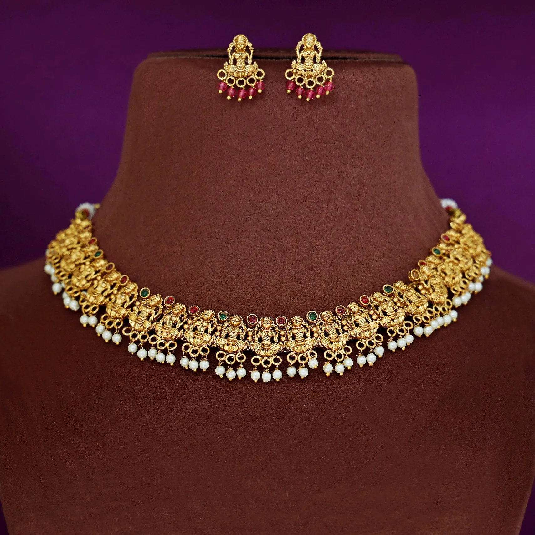 Prisha Devi Pearl Short Neckpiece With Earring - Image 2