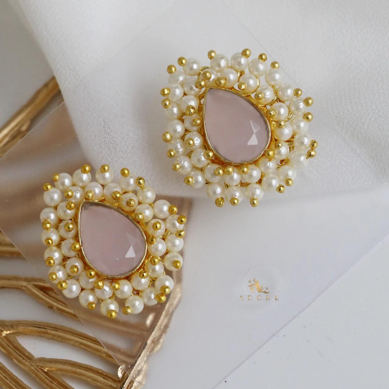 Queen Cluster Pearl Pear Stud - Image 2
