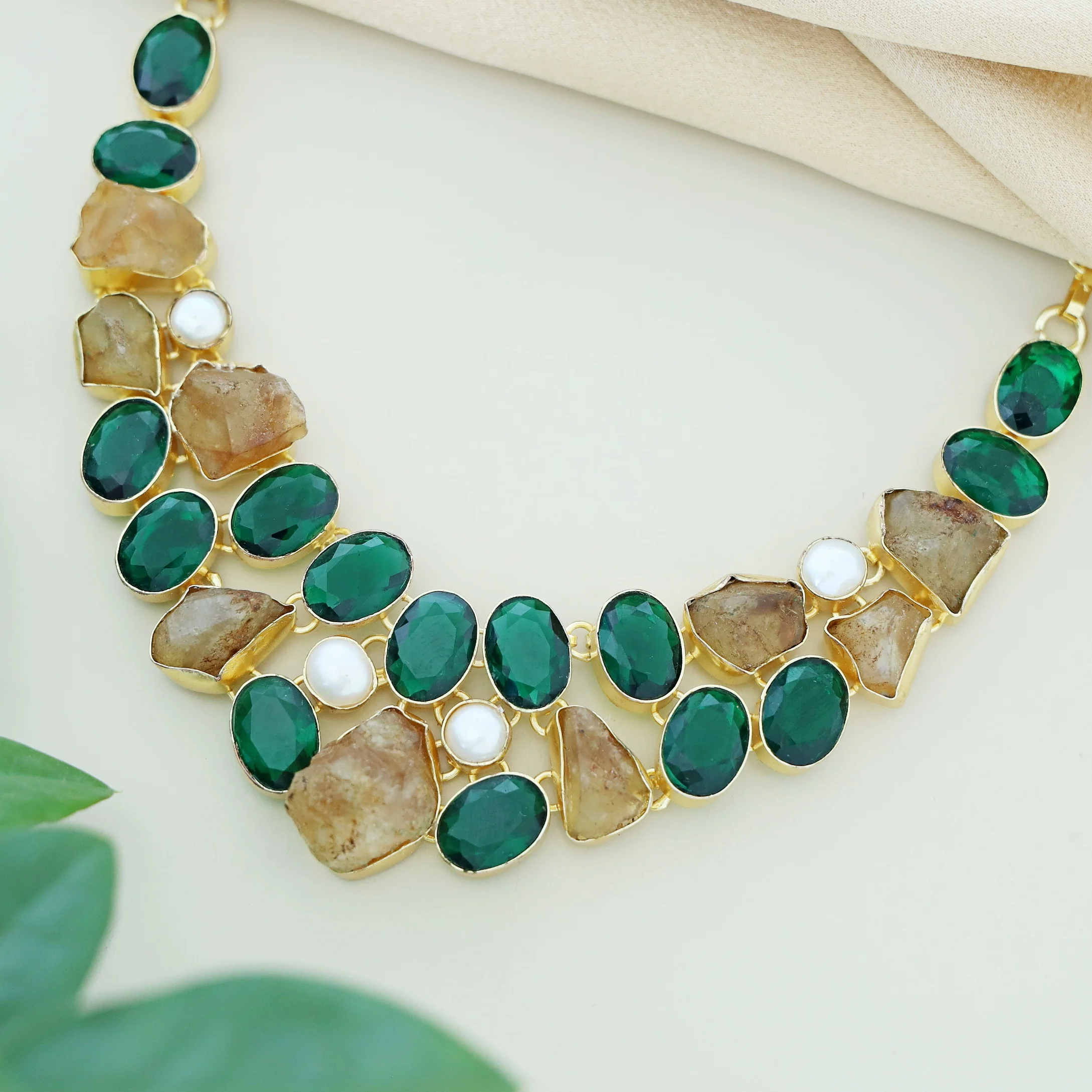 Quora Neckpiece - Image 2