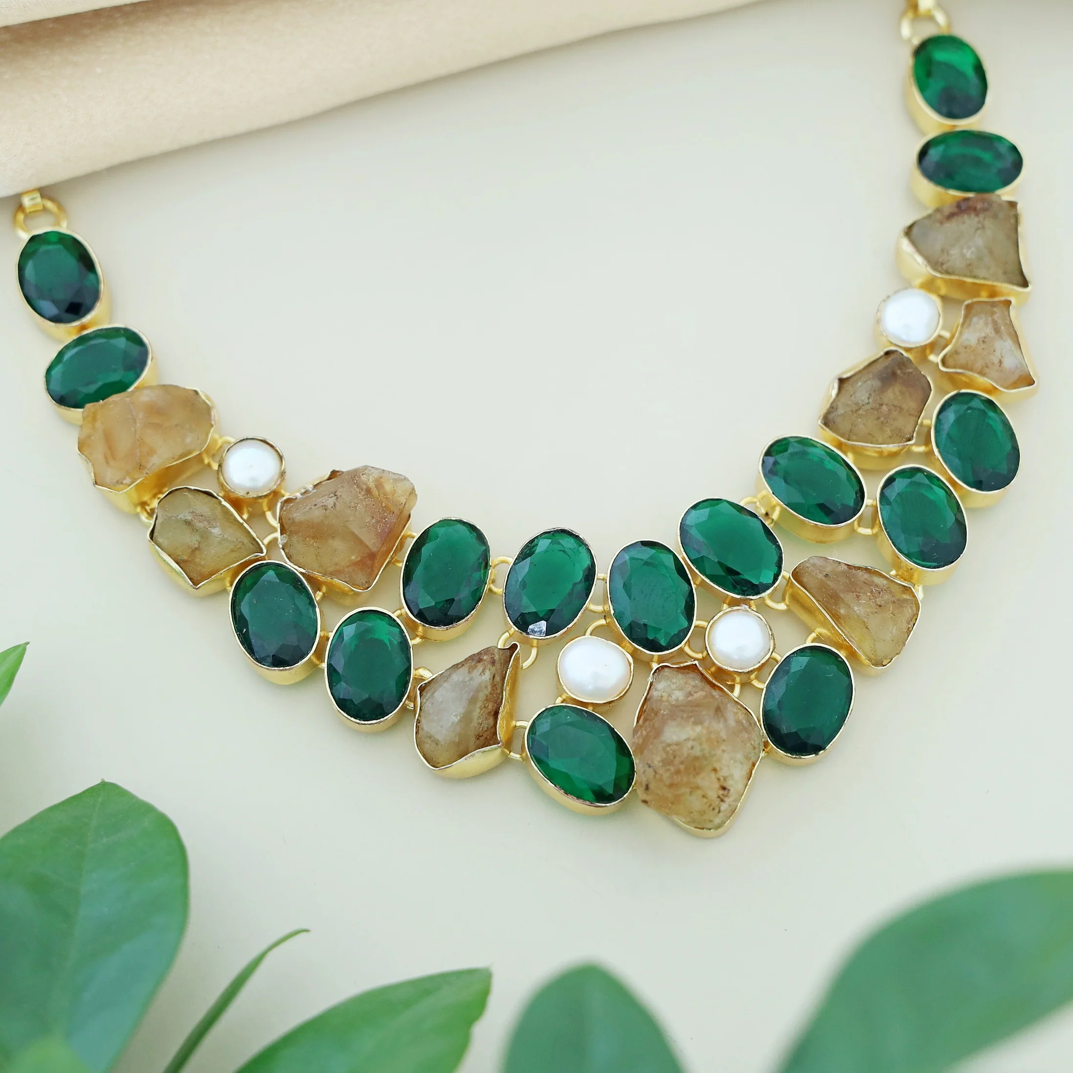 Quora Neckpiece - Image 3