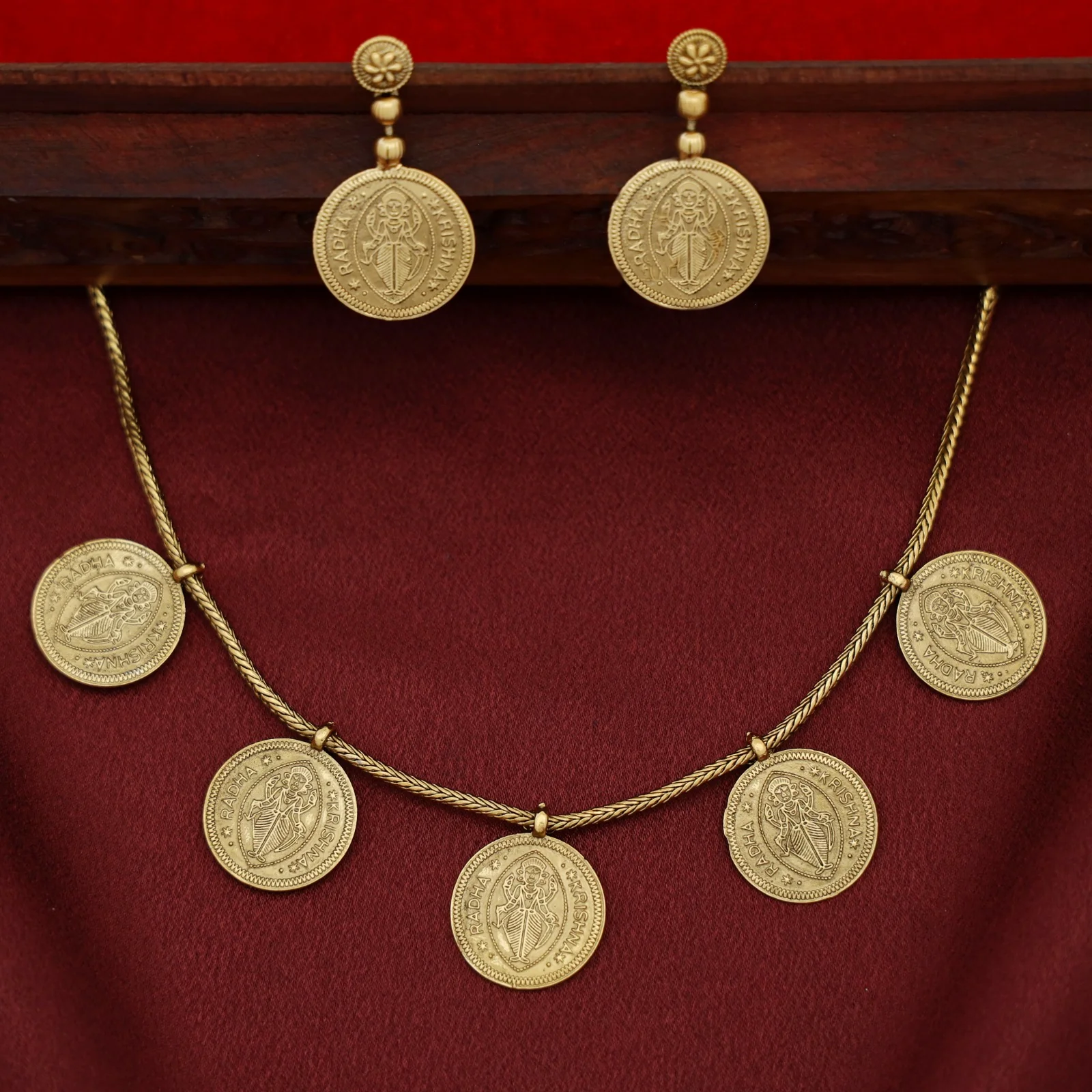 Radha Krishna Reversible 5 Coin Short Neckpiece With Earring - Image 2