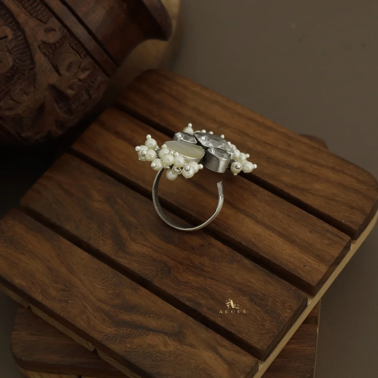 Rainaz Glossy Cluster Pearl Ring (Rust Finish) - Image 4