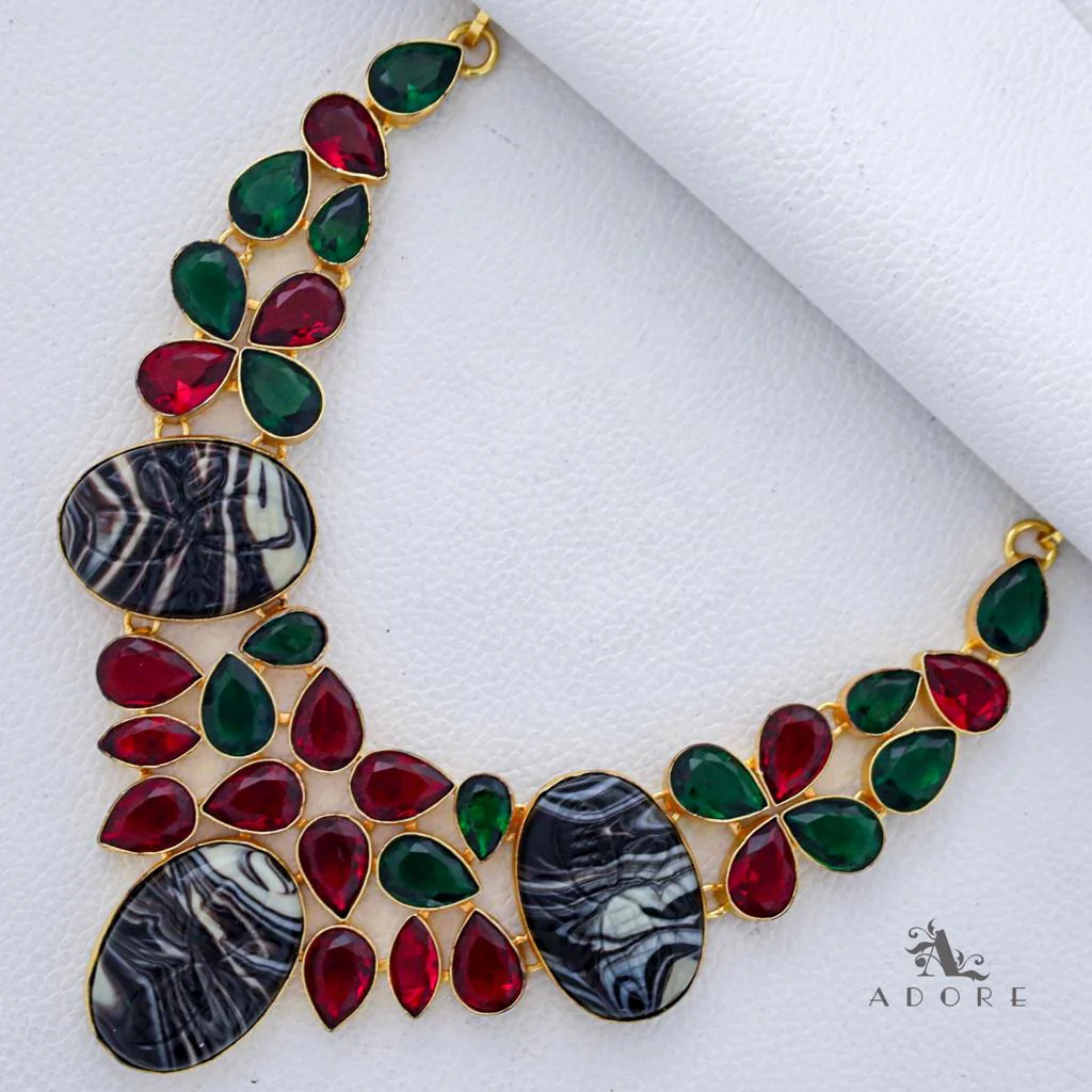 Ramila Neckpiece - Image 2