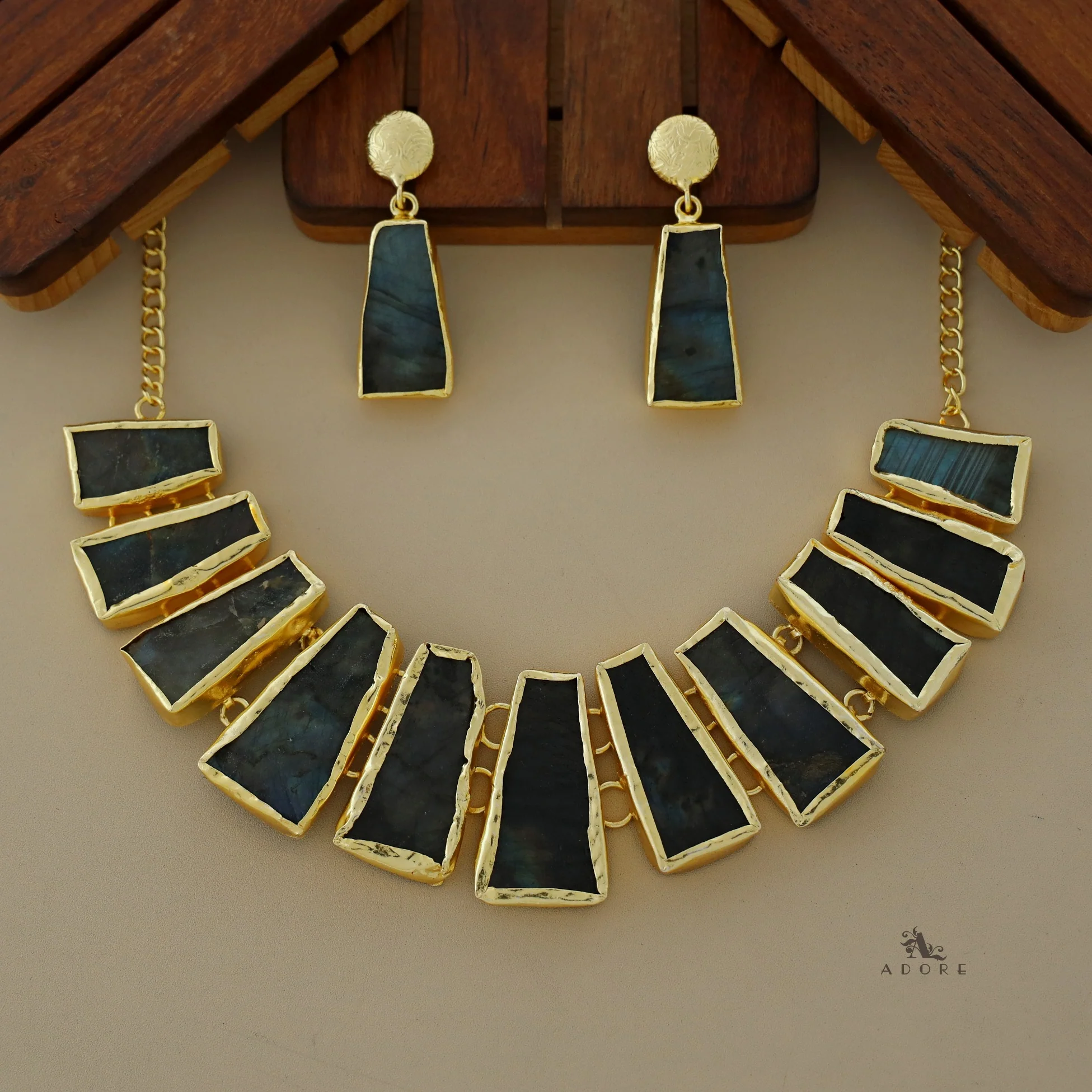 Raw Stone Ainsley Neckpiece With Earring - Image 14