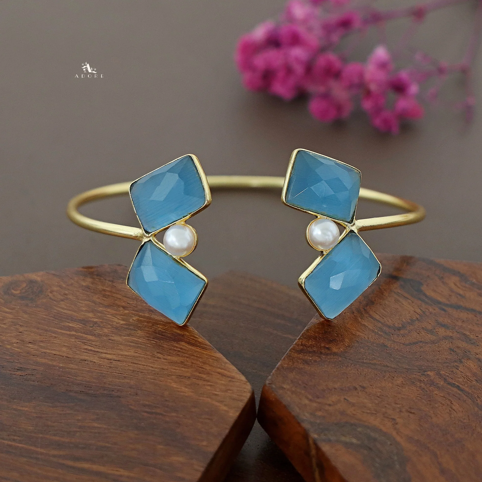 Tetra Rectangle Glossy + Pearl Bangle - Image 7