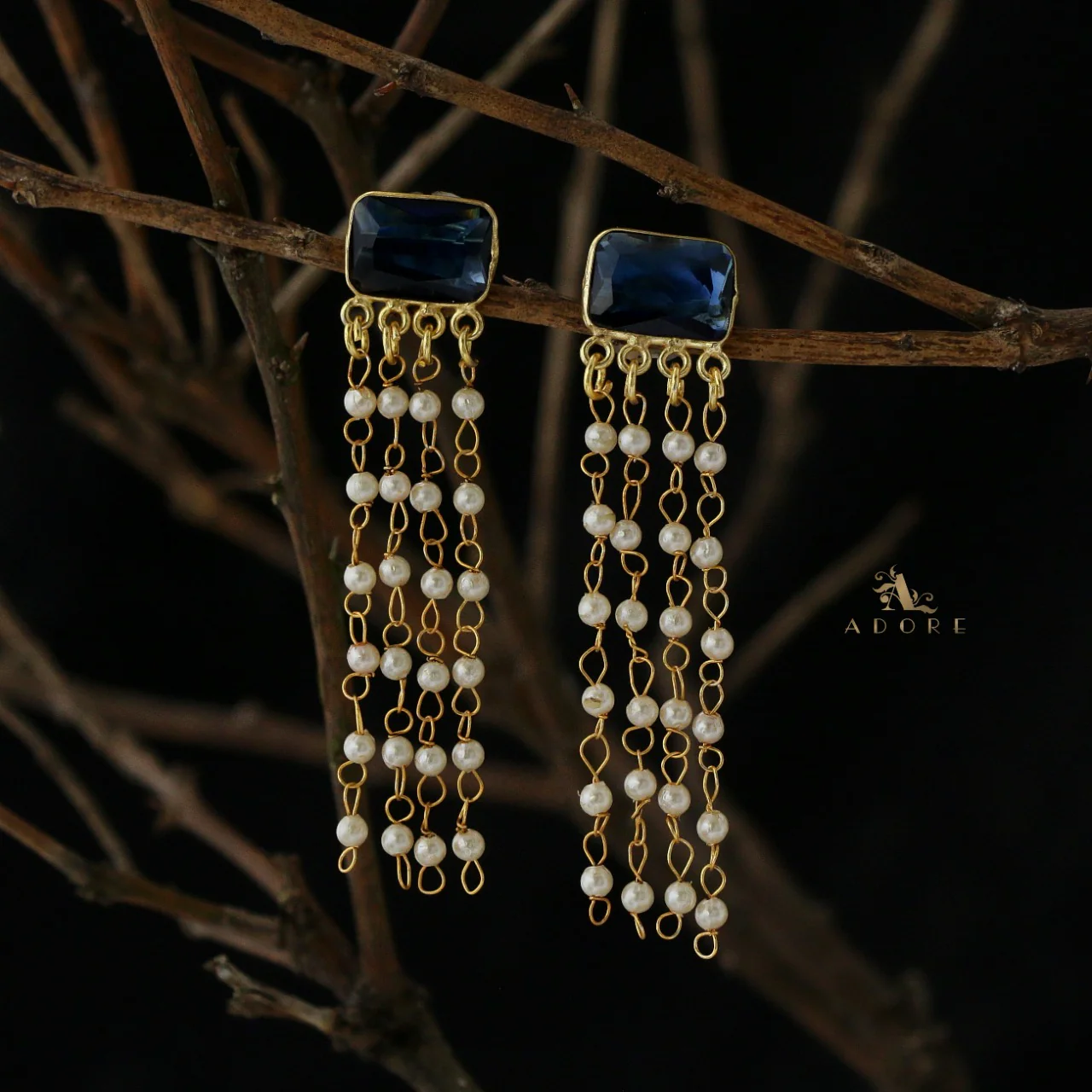 Rectangle Glossy Tassel Pearl Earring - Image 3