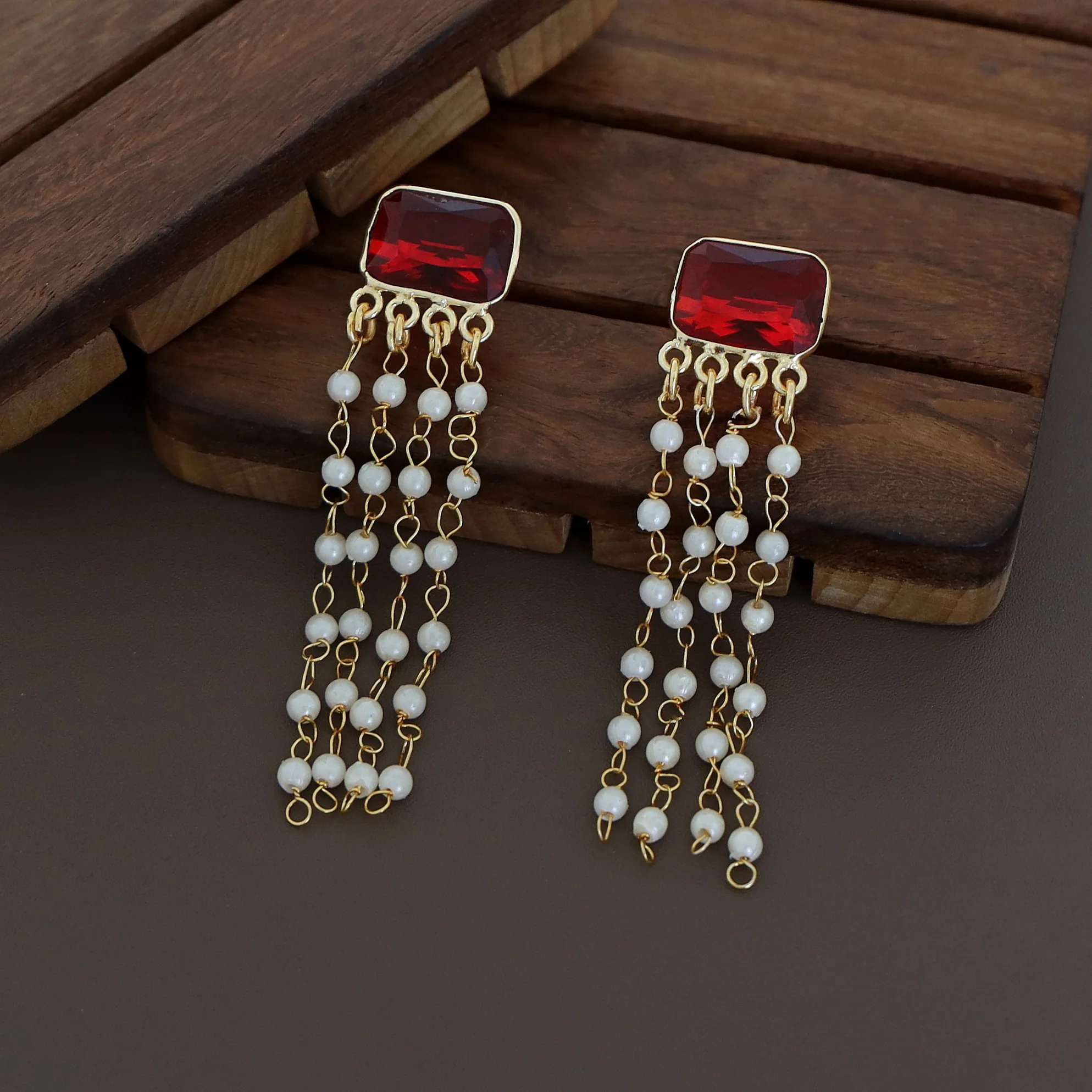 Rectangle Glossy Tassel Pearl Earring - Image 8