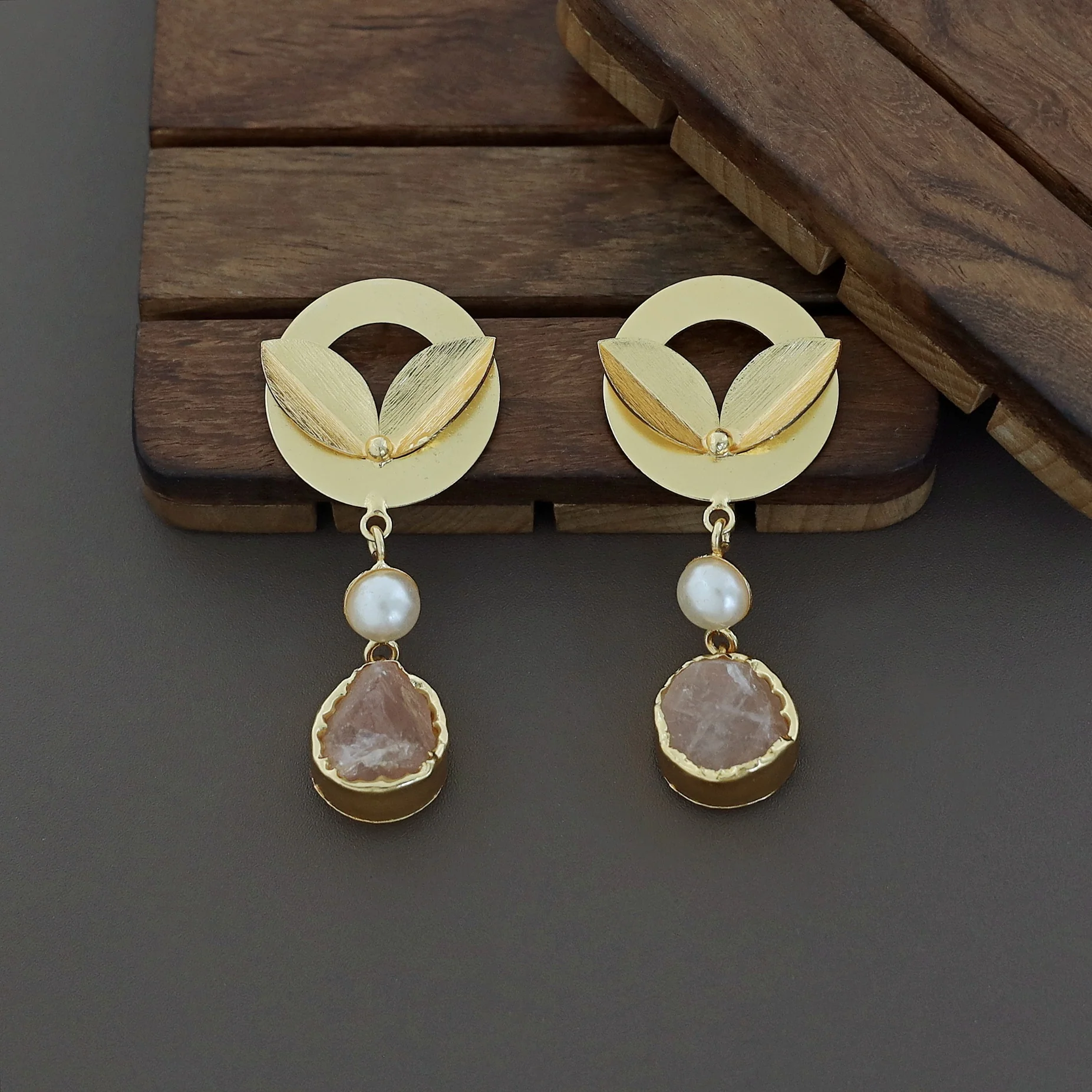 Reha Leafy Pearl Raw Stone Earring - Image 3